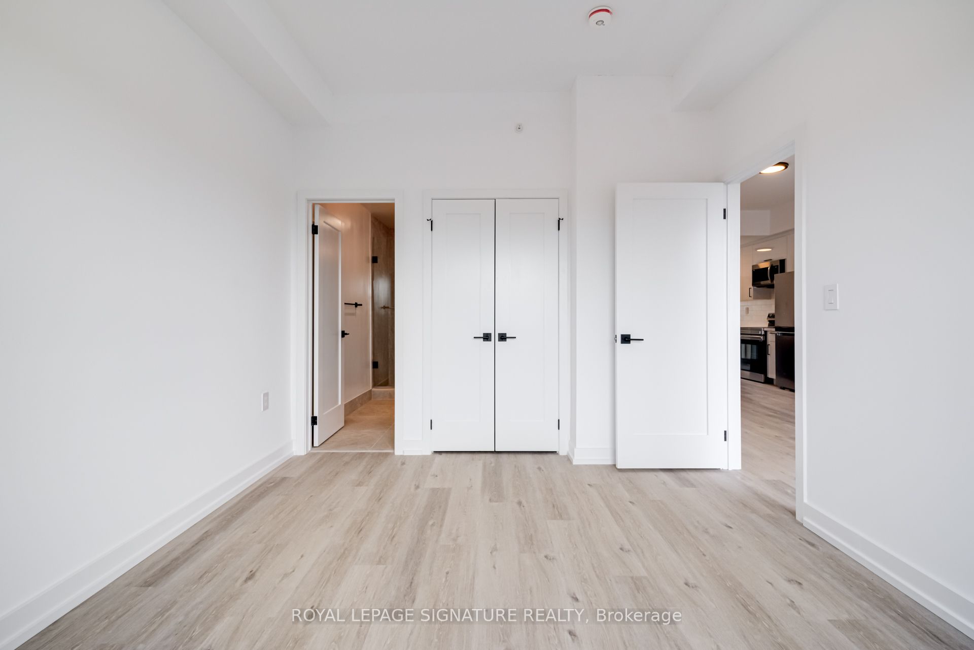 MLS #W12398821 image #10