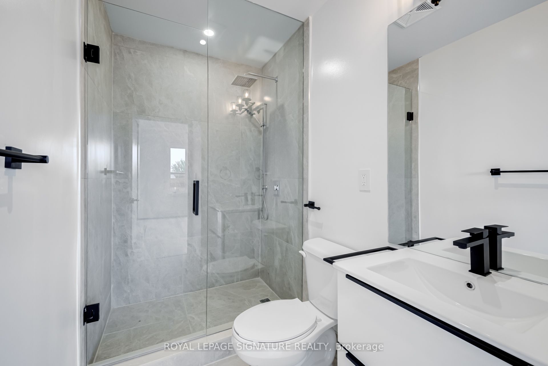 MLS #W12398821 image #11