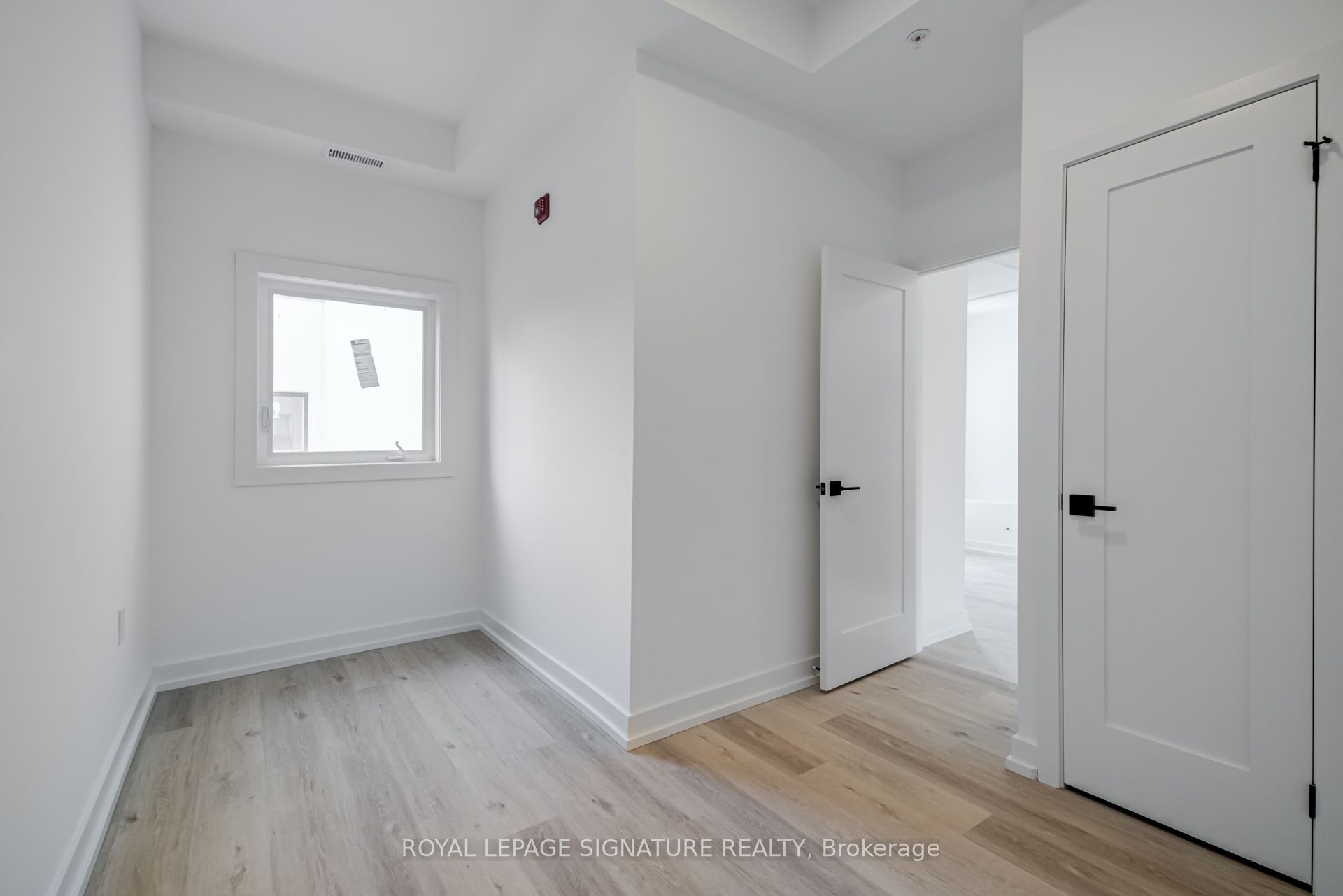 MLS #W12398821 image #12