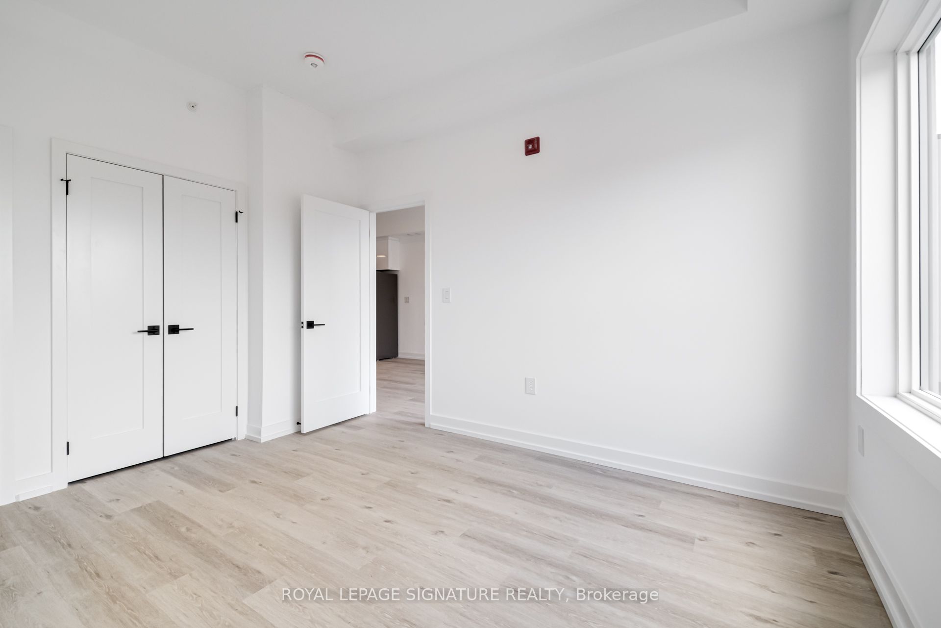 MLS #W12398821 image #9