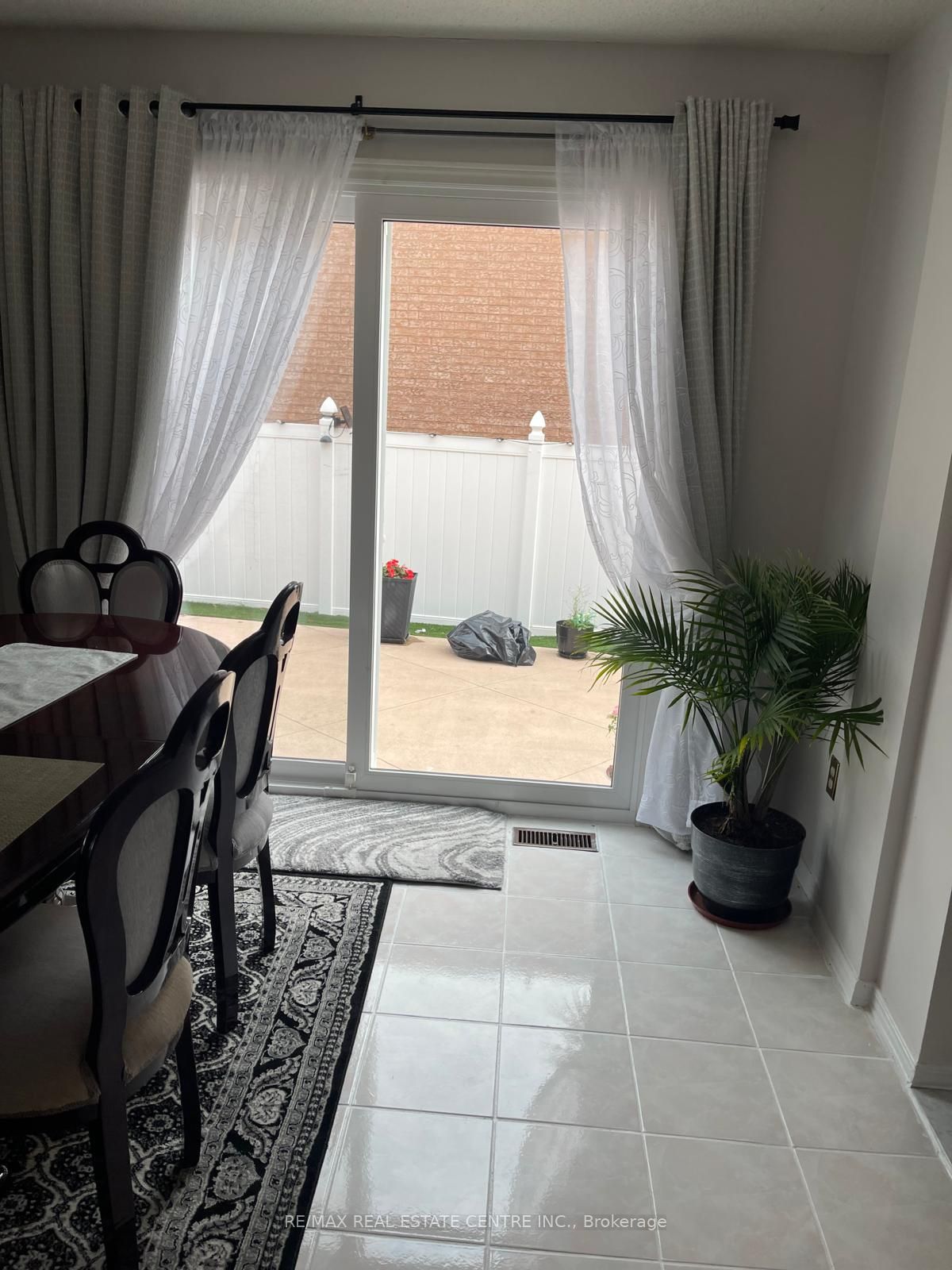 MLS #W12398834 image #3