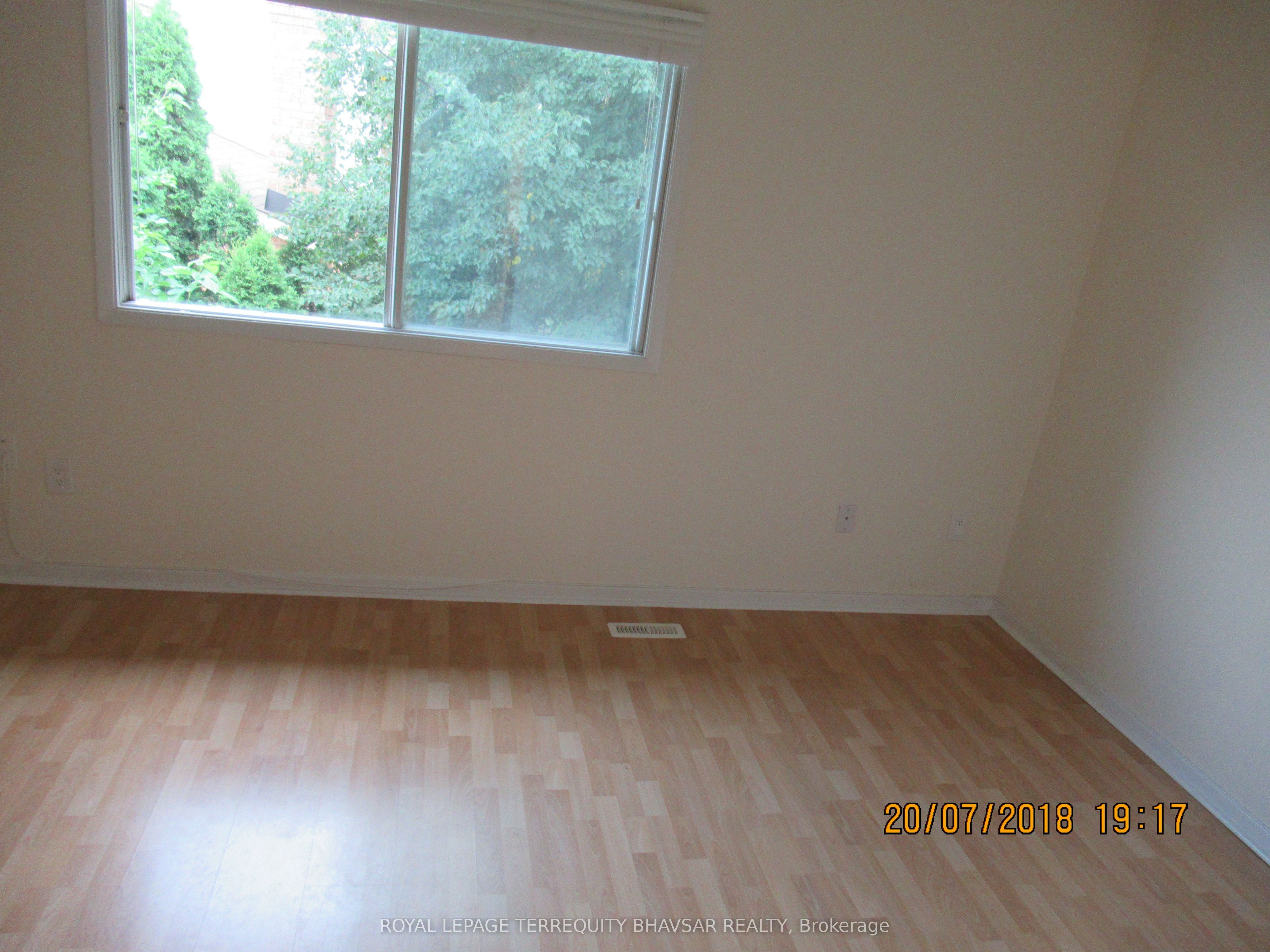 MLS #W12398869 image #8