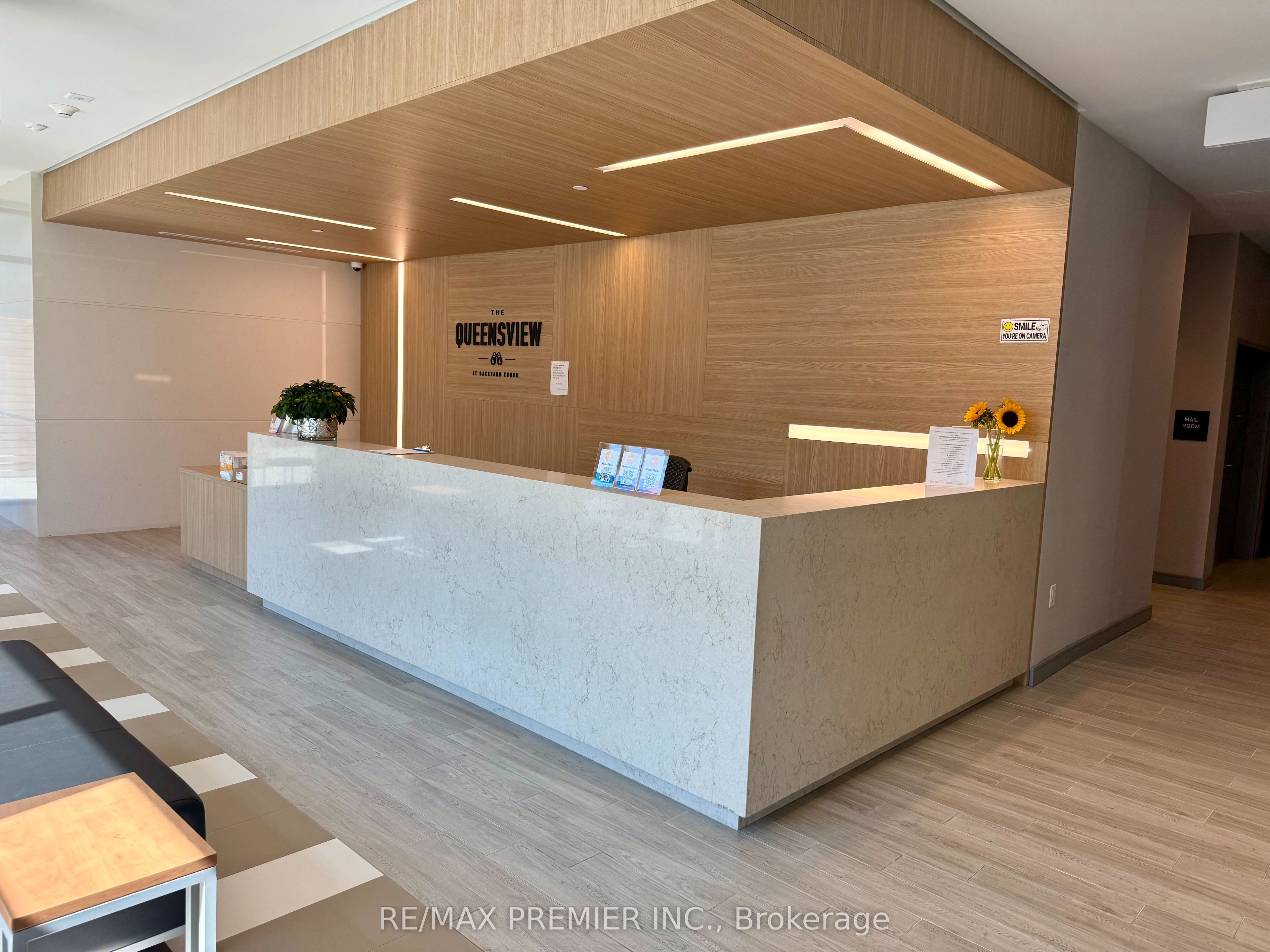 MLS #W12398901 image #1