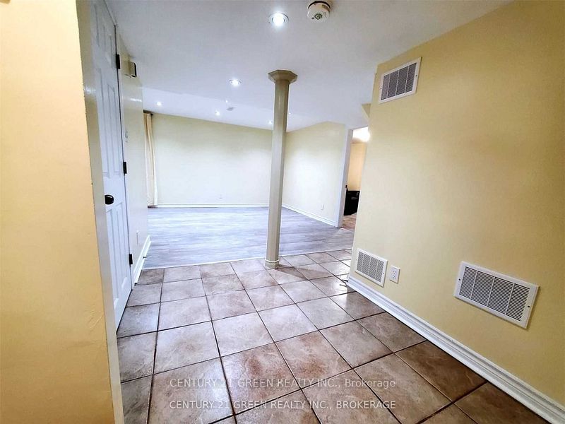 MLS #W12398923 image #2