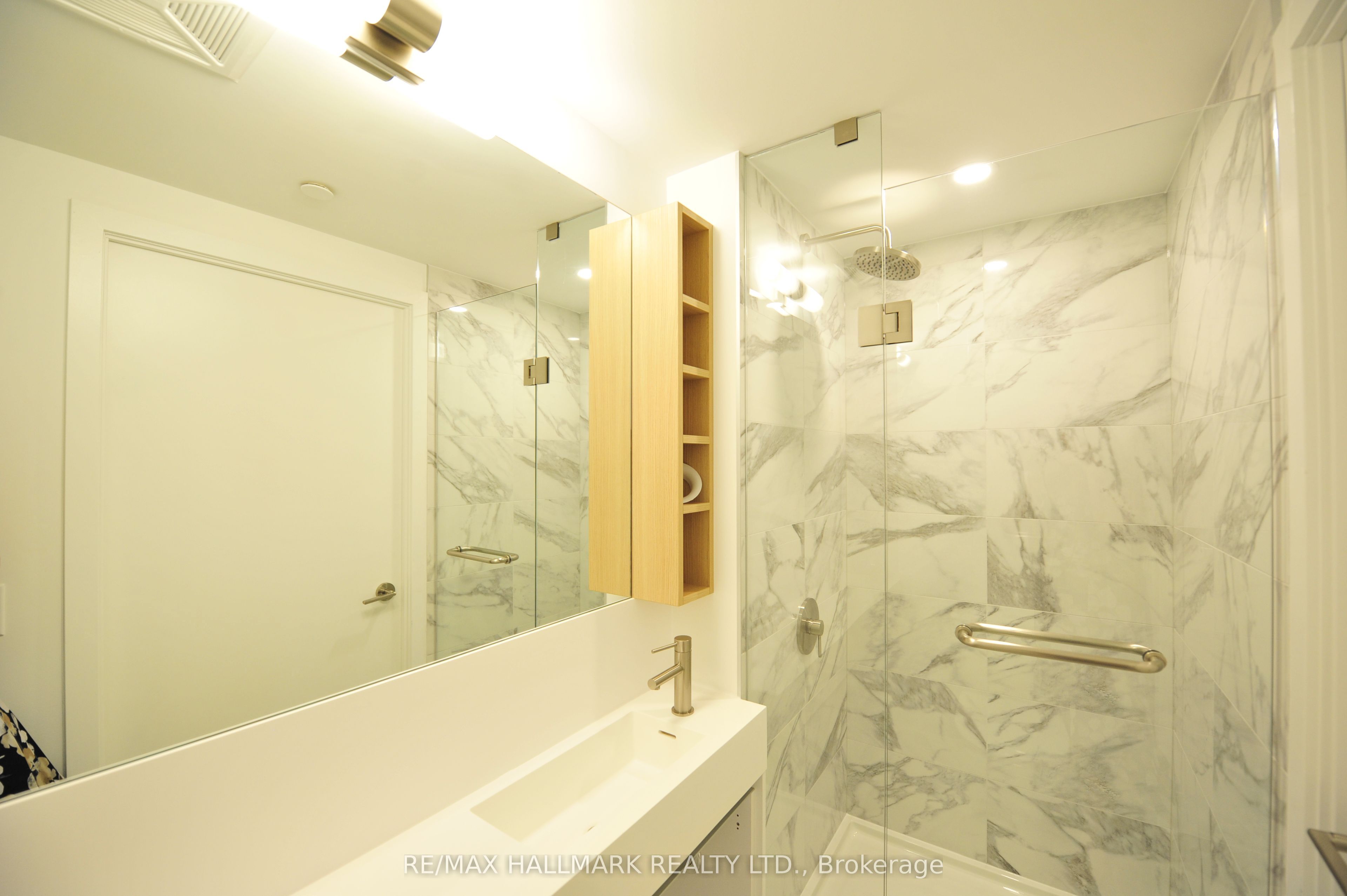 MLS #W12399002 image #12