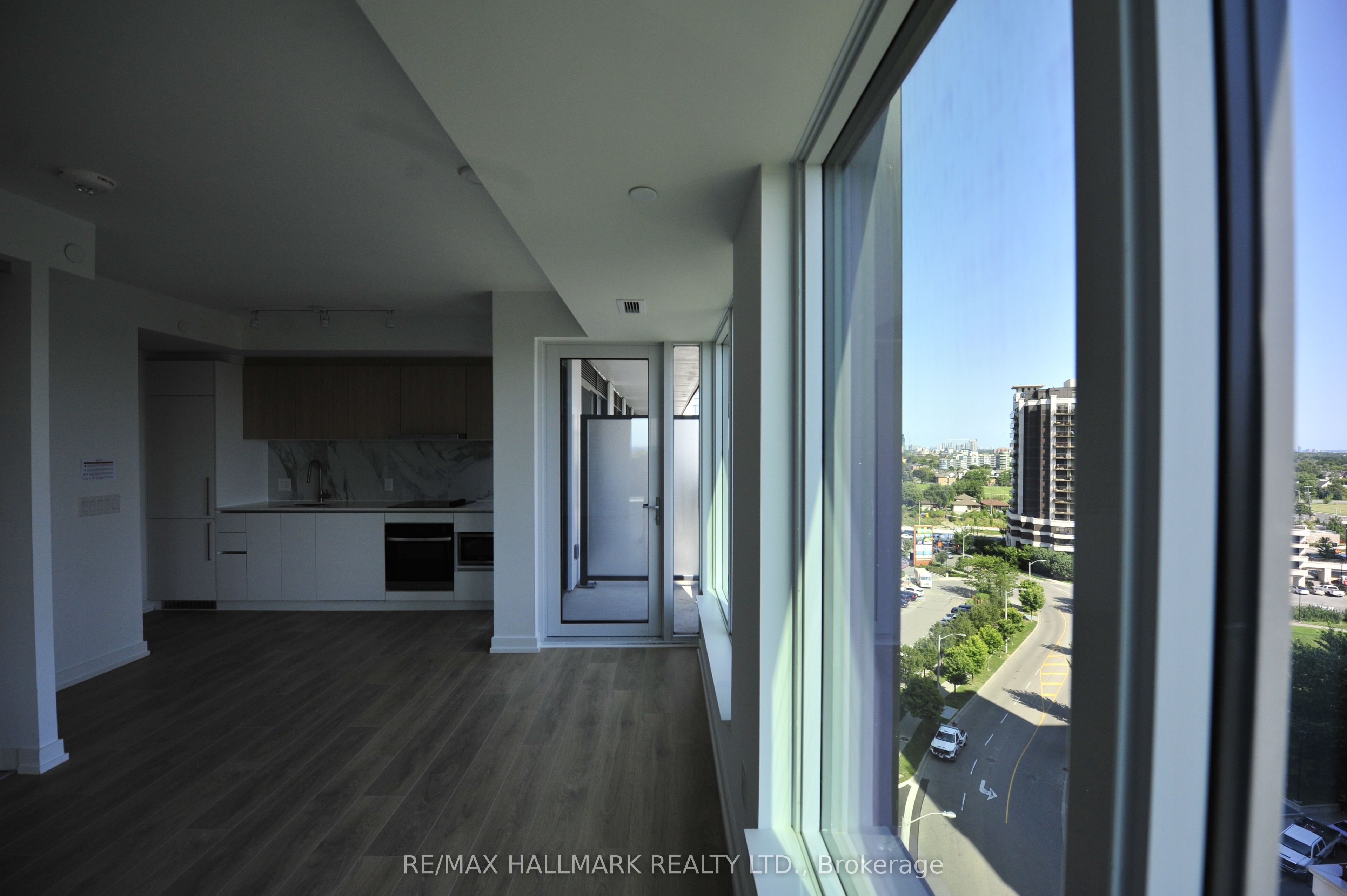 MLS #W12399002 image #20