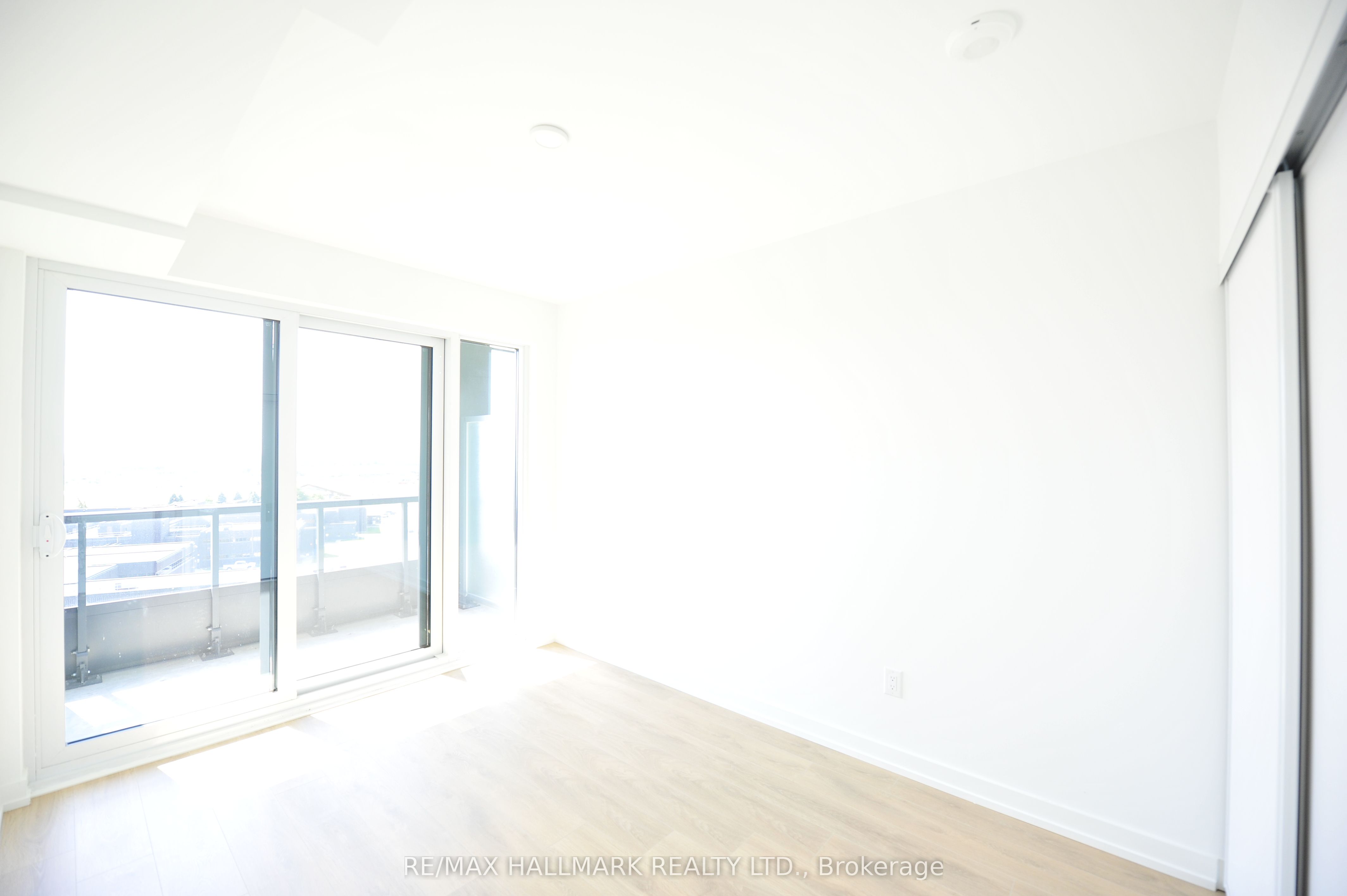 MLS #W12399002 image #25