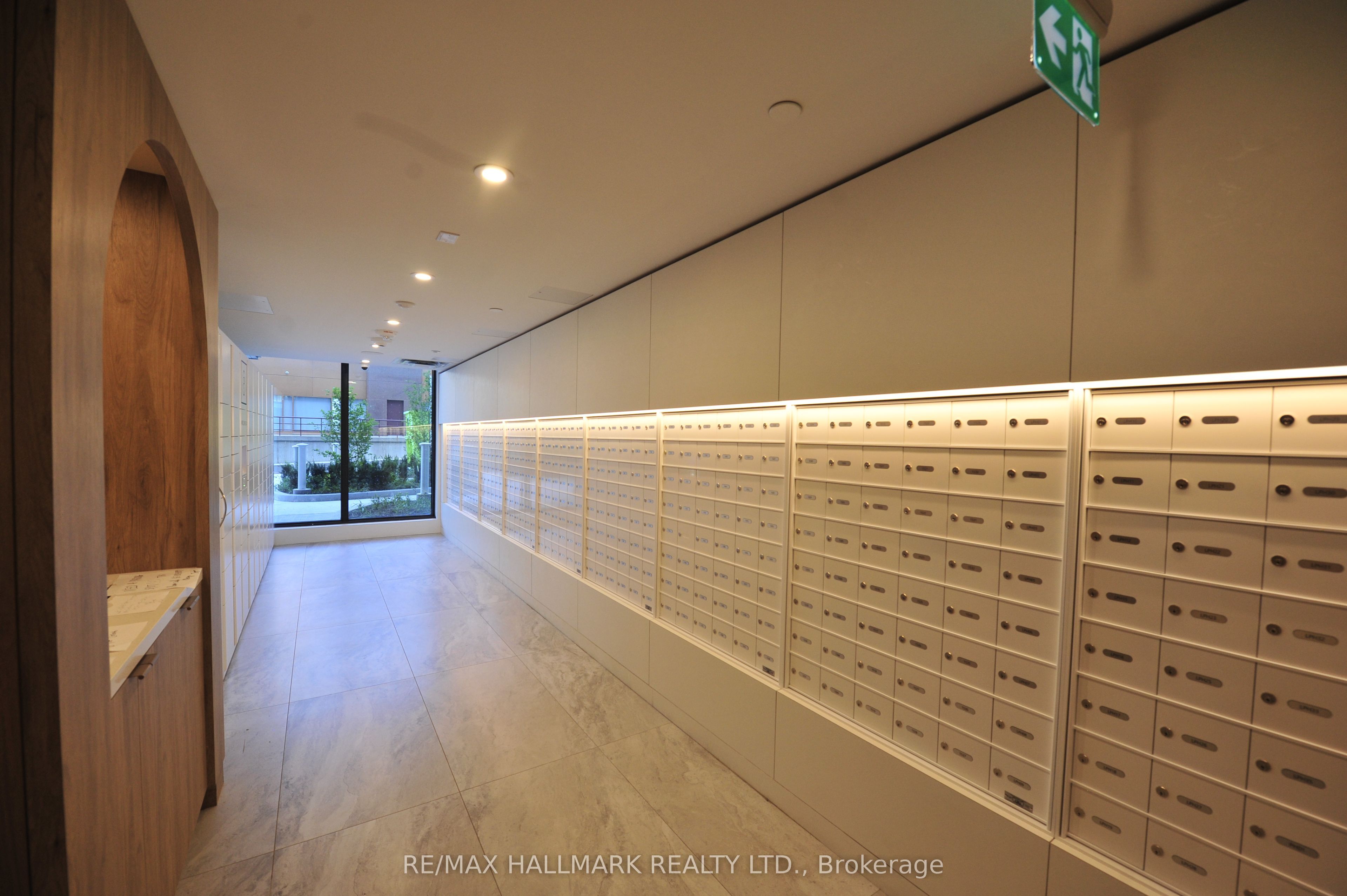 MLS #W12399002 image #4