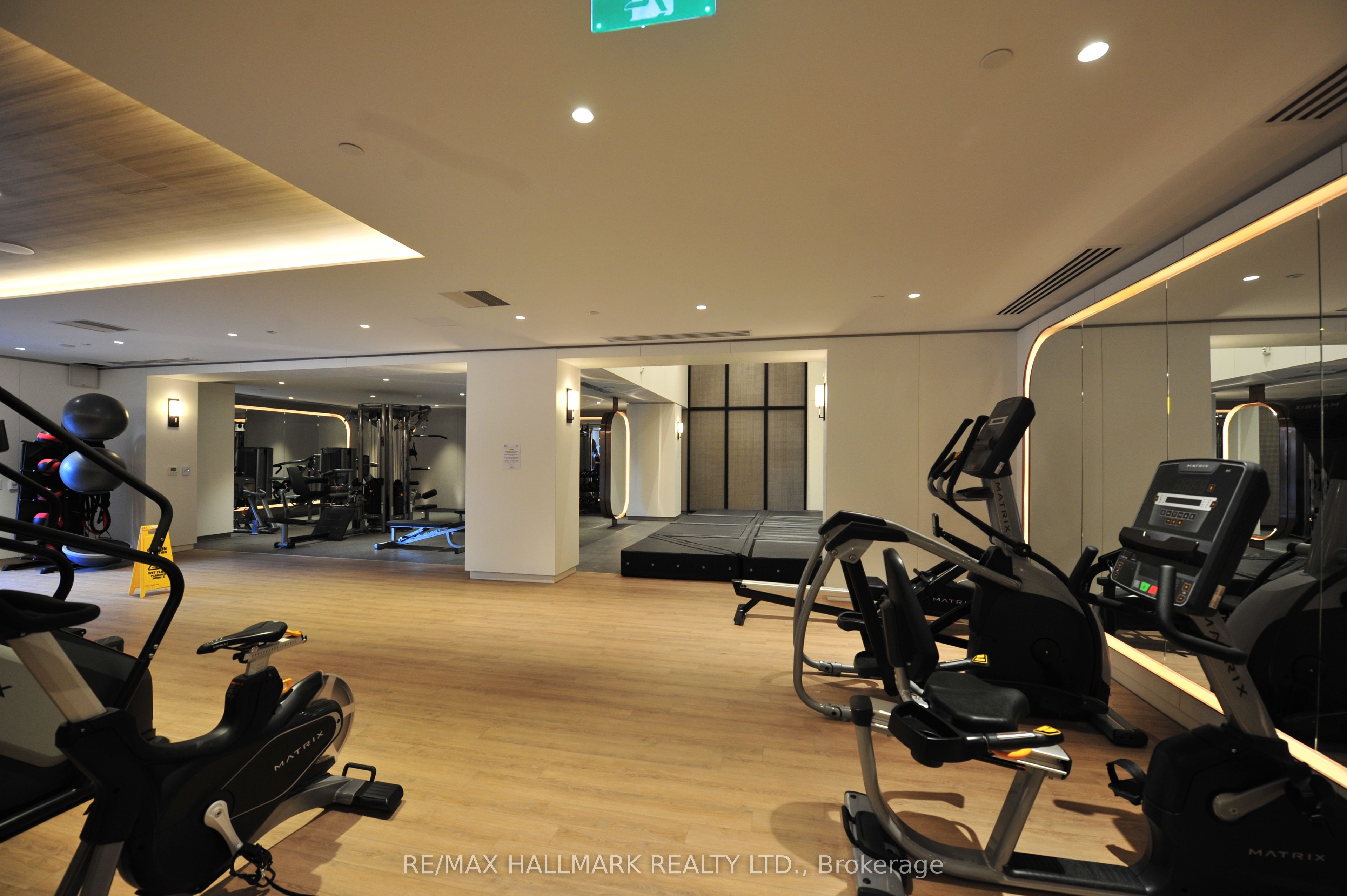 MLS #W12399002 image #5