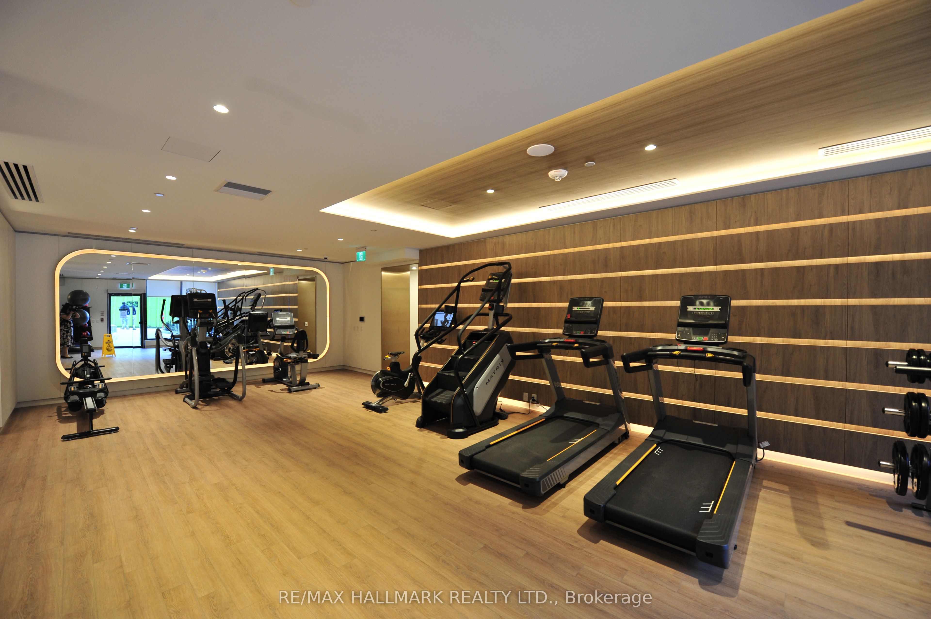 MLS #W12399002 image #7