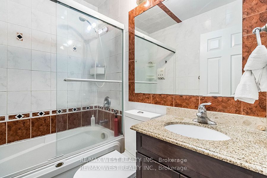 MLS #W12399162 image #17