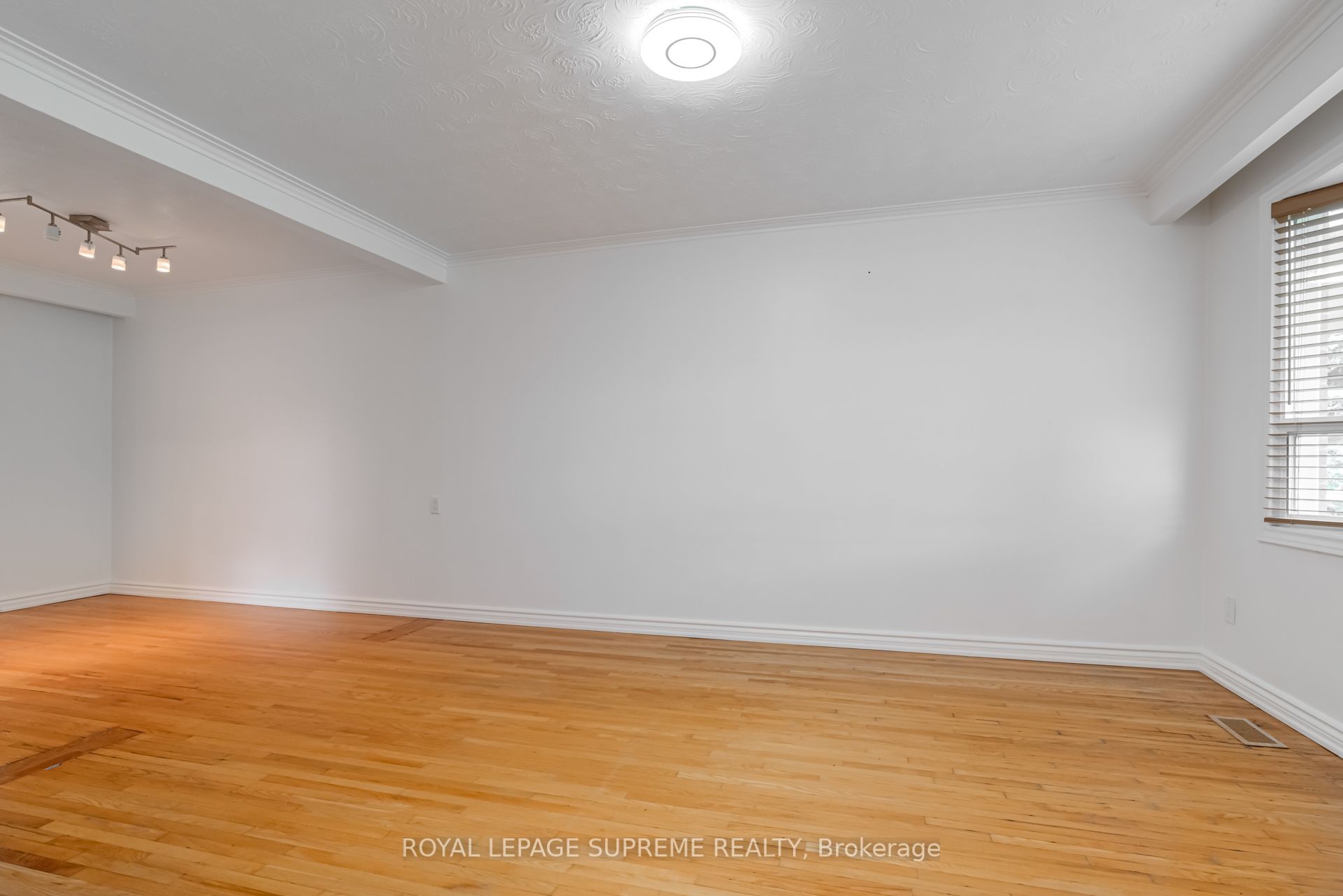 MLS #W12399354 image #7