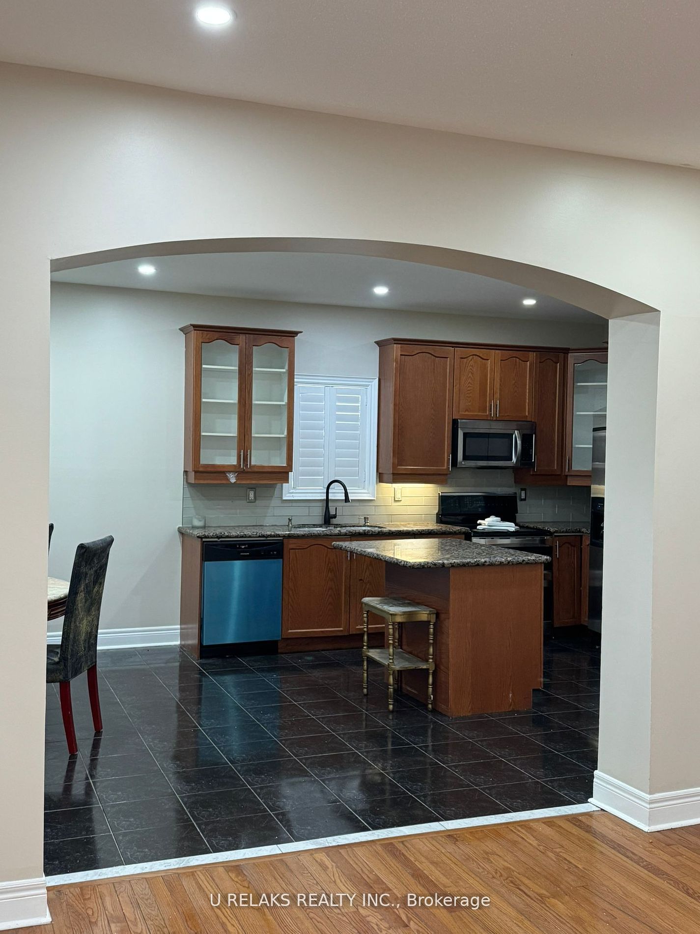 MLS #W12399377 image #22