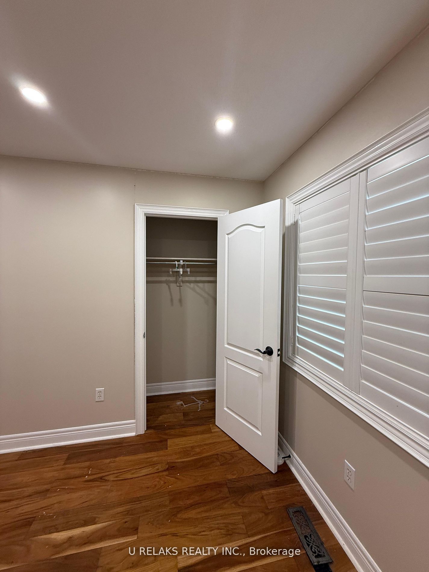 MLS #W12399377 image #31