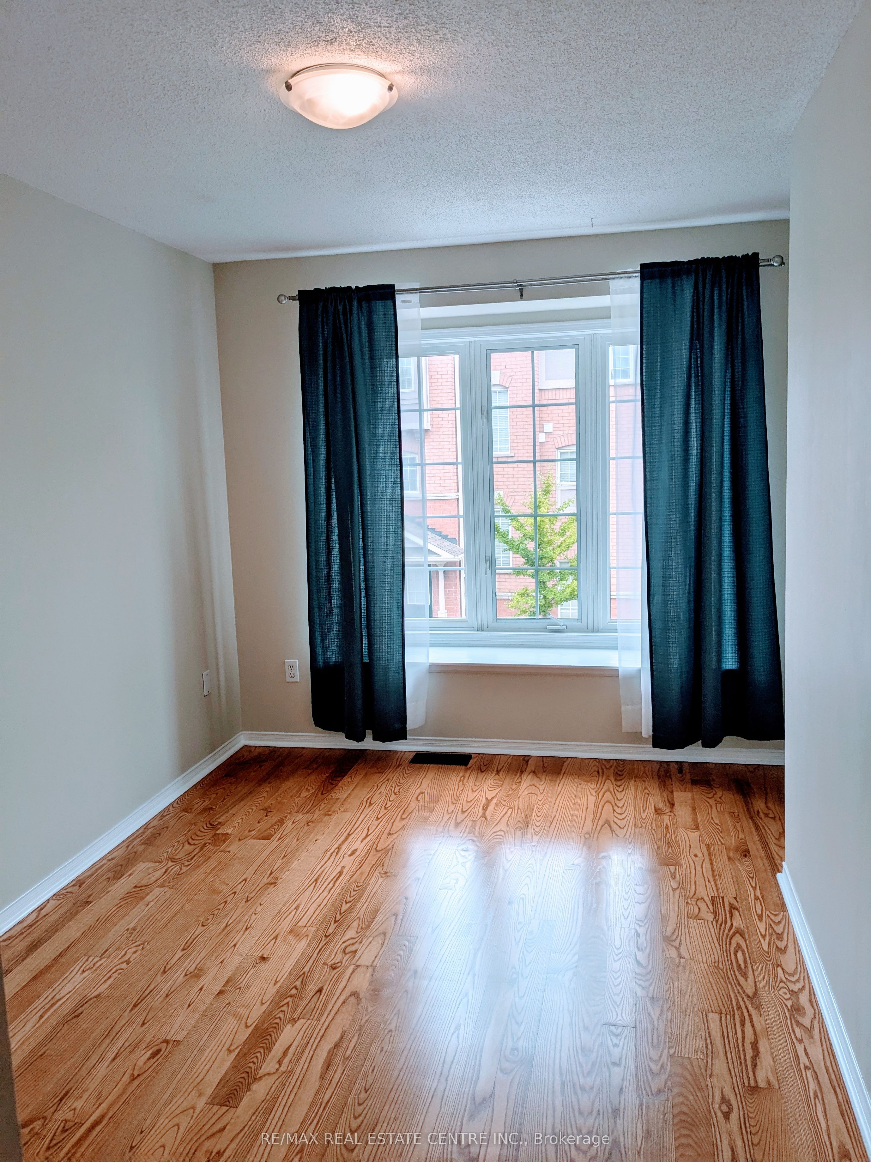 MLS #W12399379 image #10