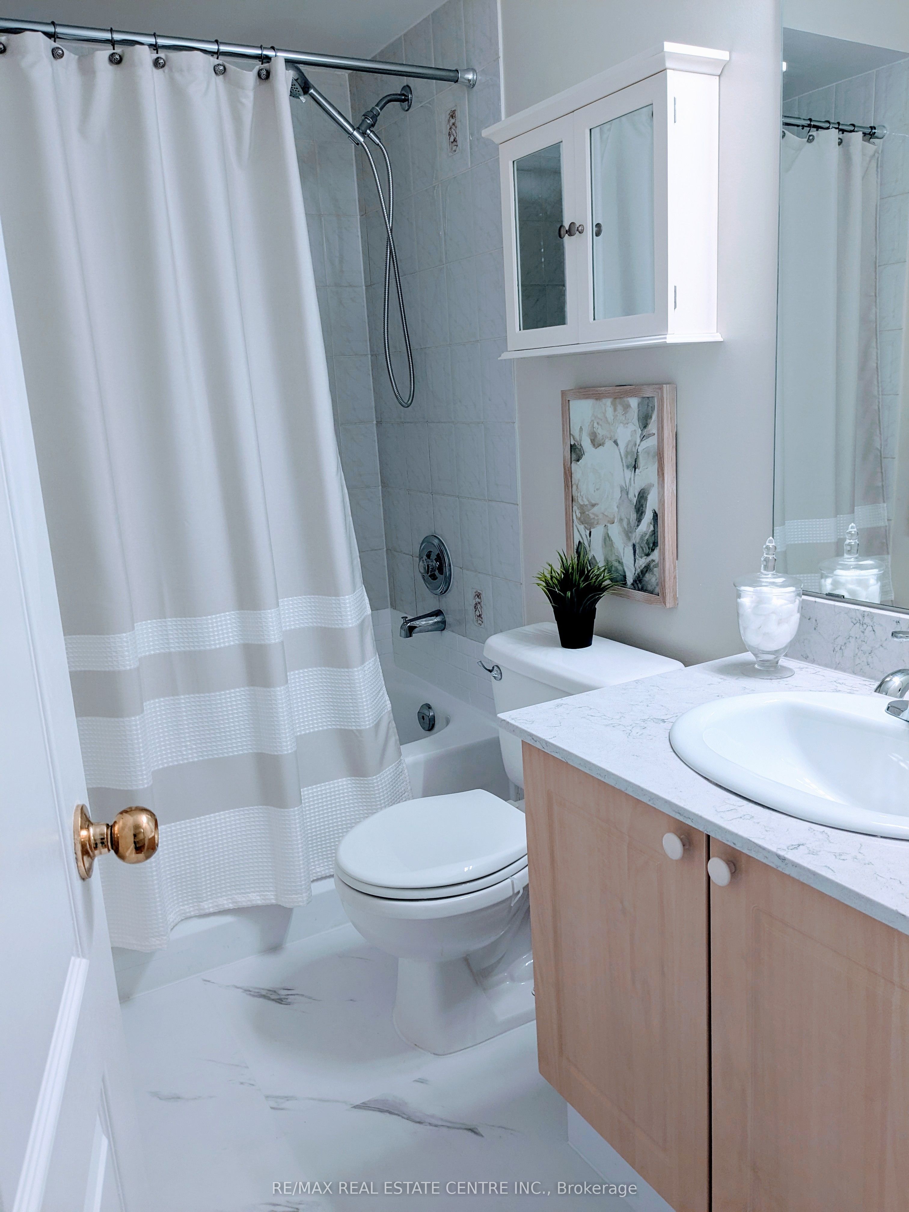 MLS #W12399379 image #12