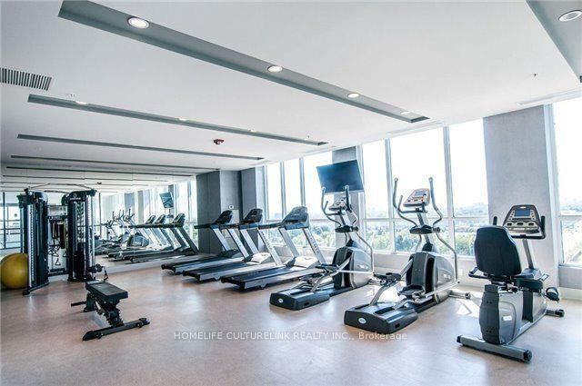 MLS #W12399429 image #6