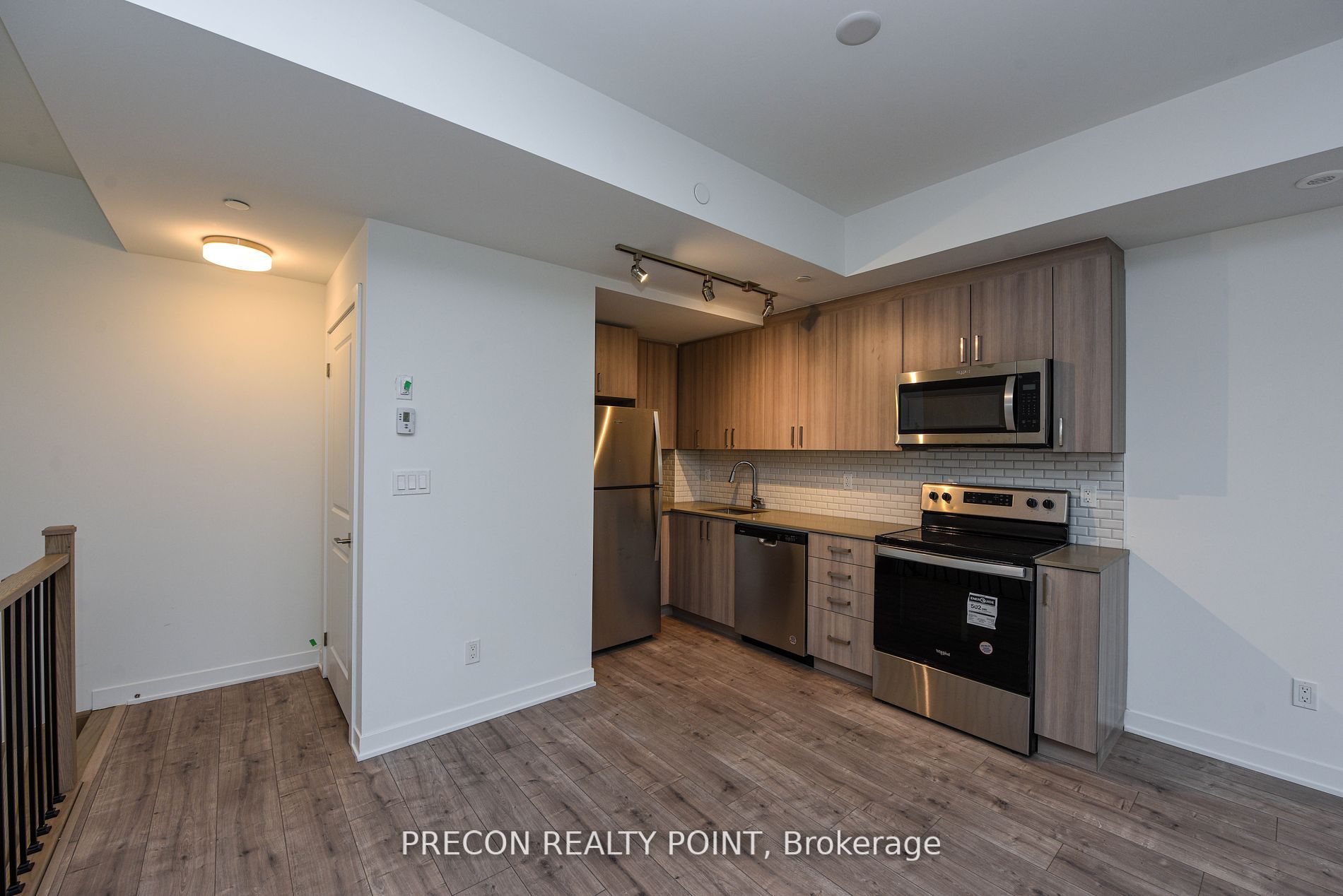 MLS #W12400025 image #7