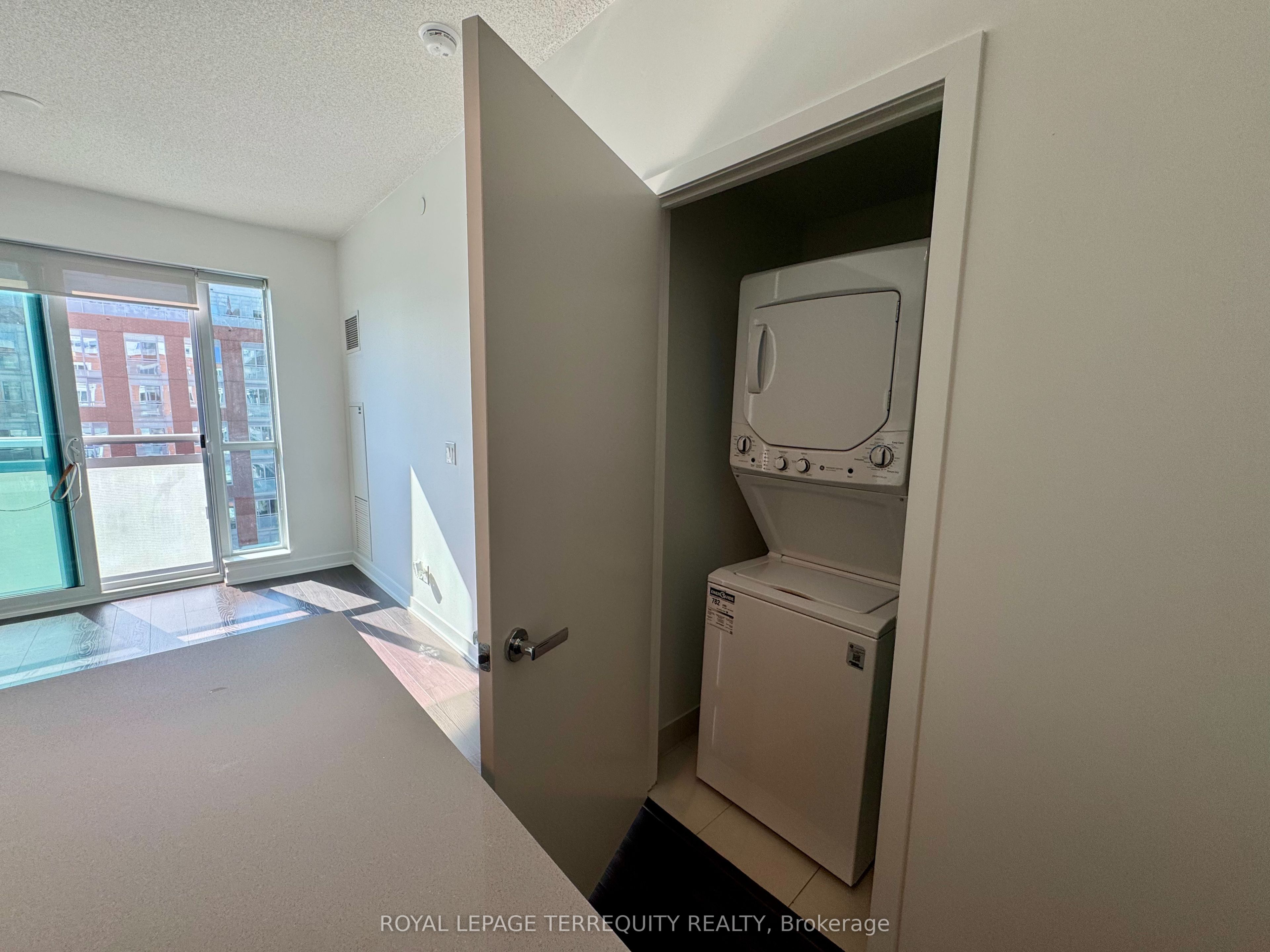 MLS #W12400028 image #7