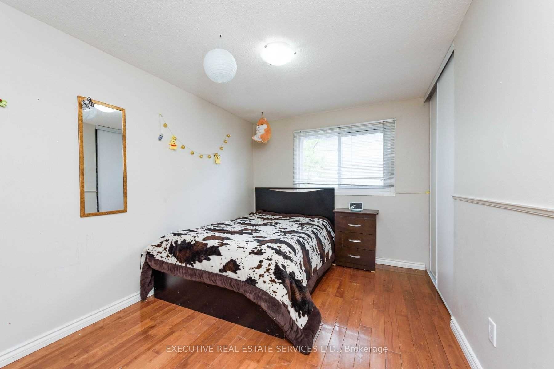 MLS #W12400094 image #10