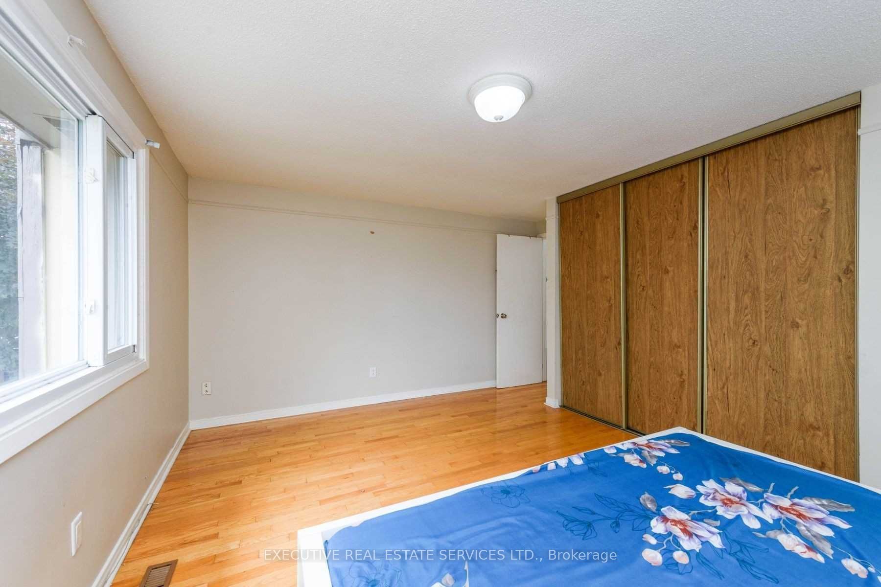 MLS #W12400094 image #11