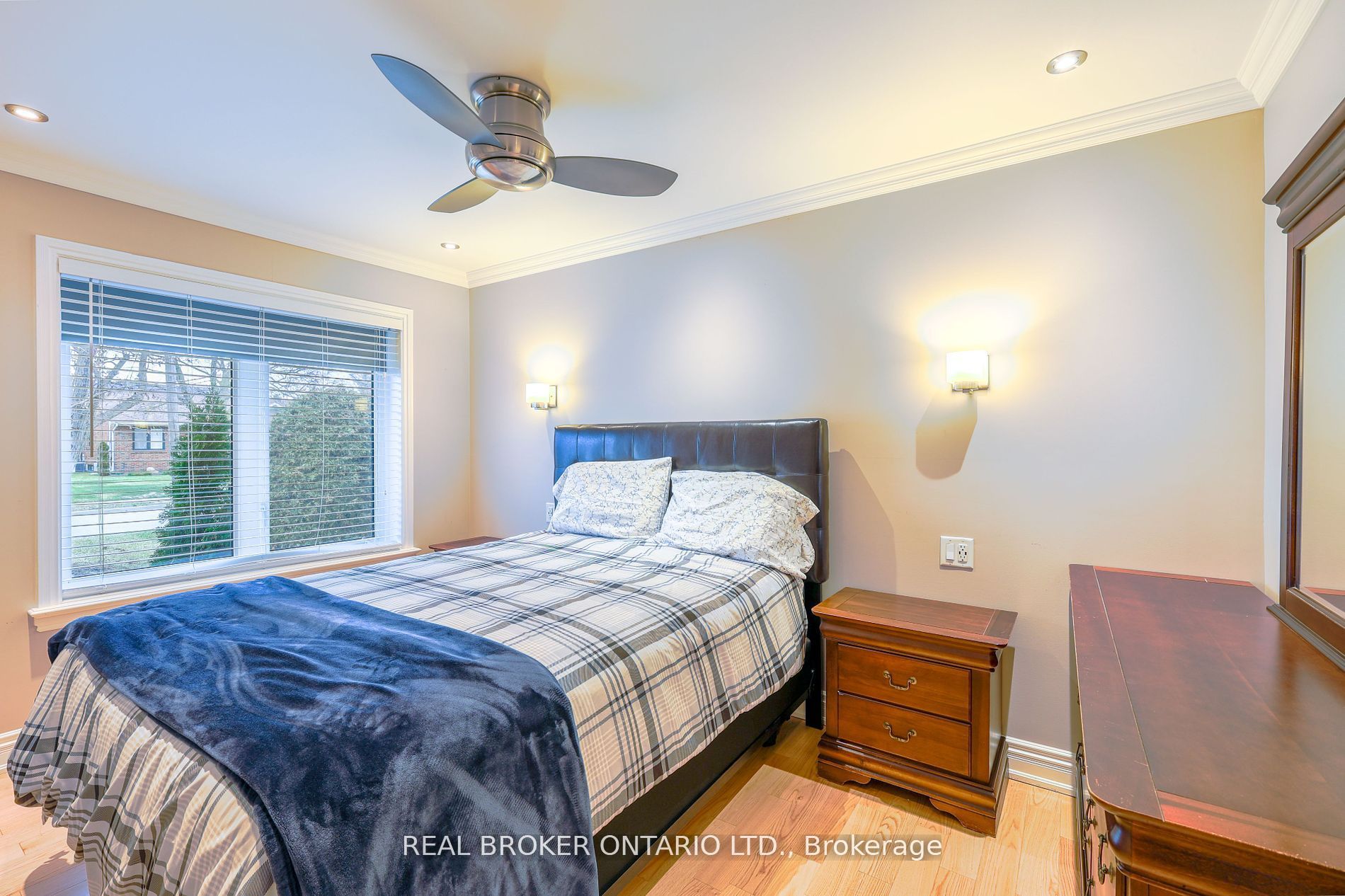 MLS #W12400139 image #13