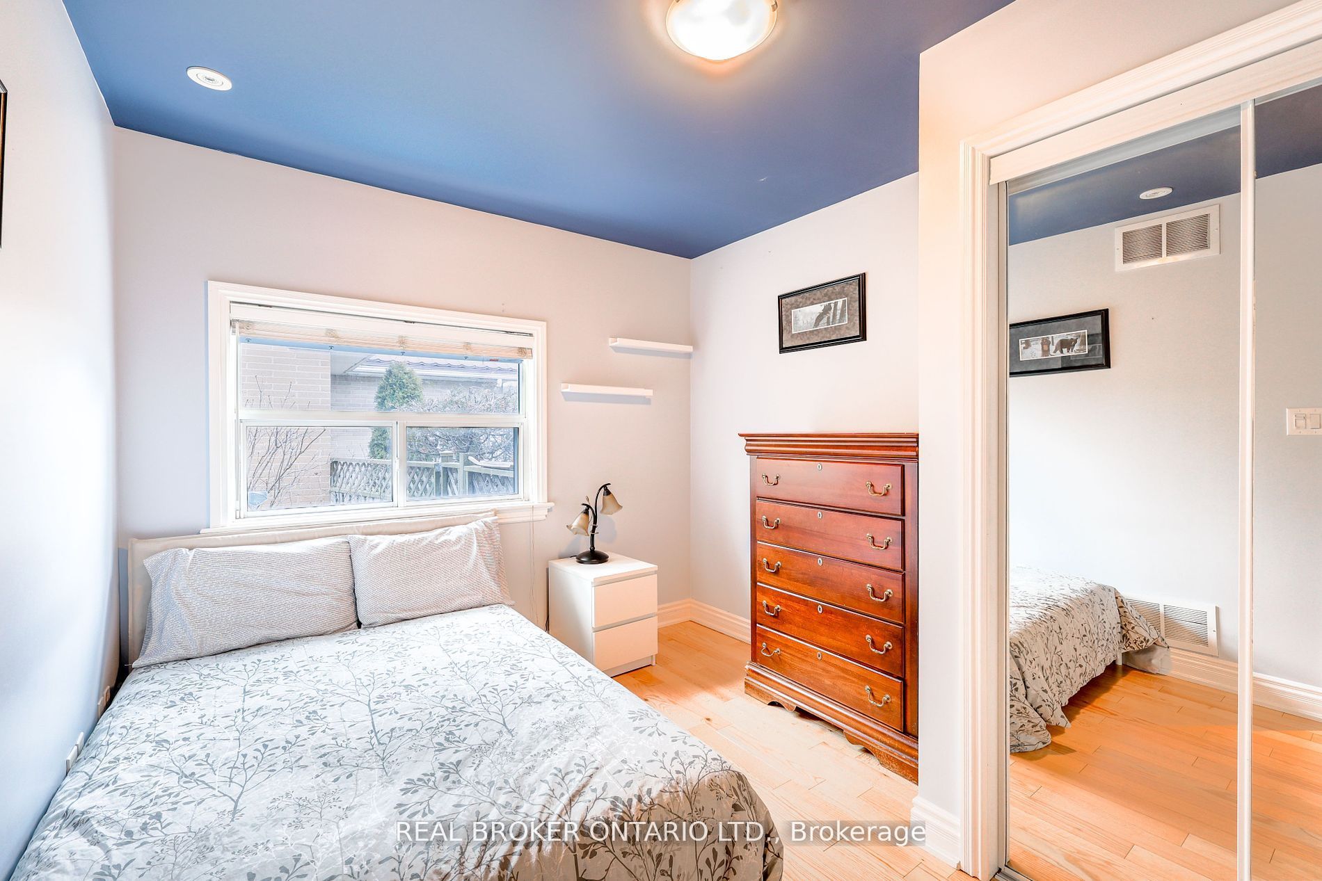 MLS #W12400139 image #14