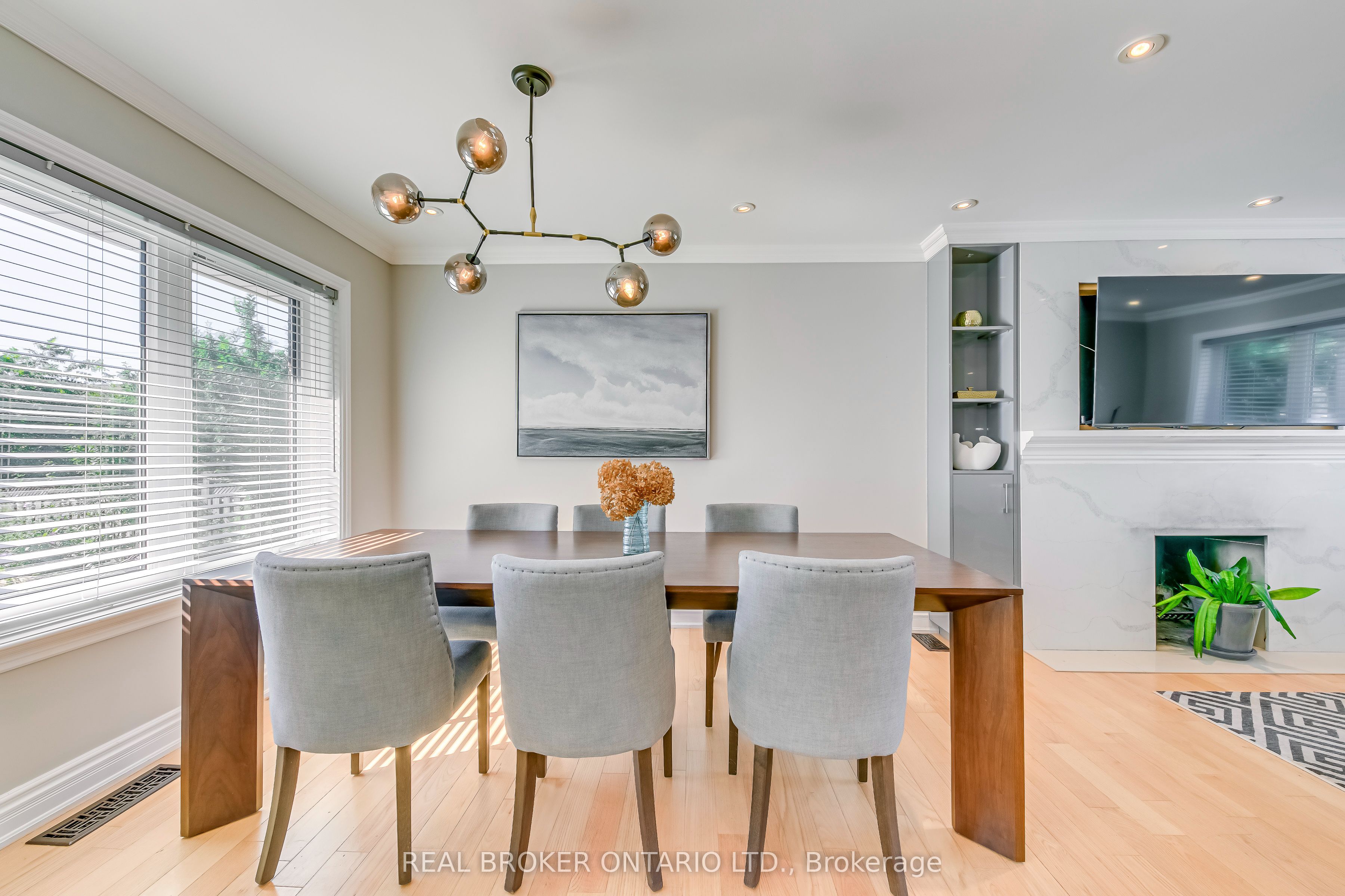 MLS #W12400139 image #18