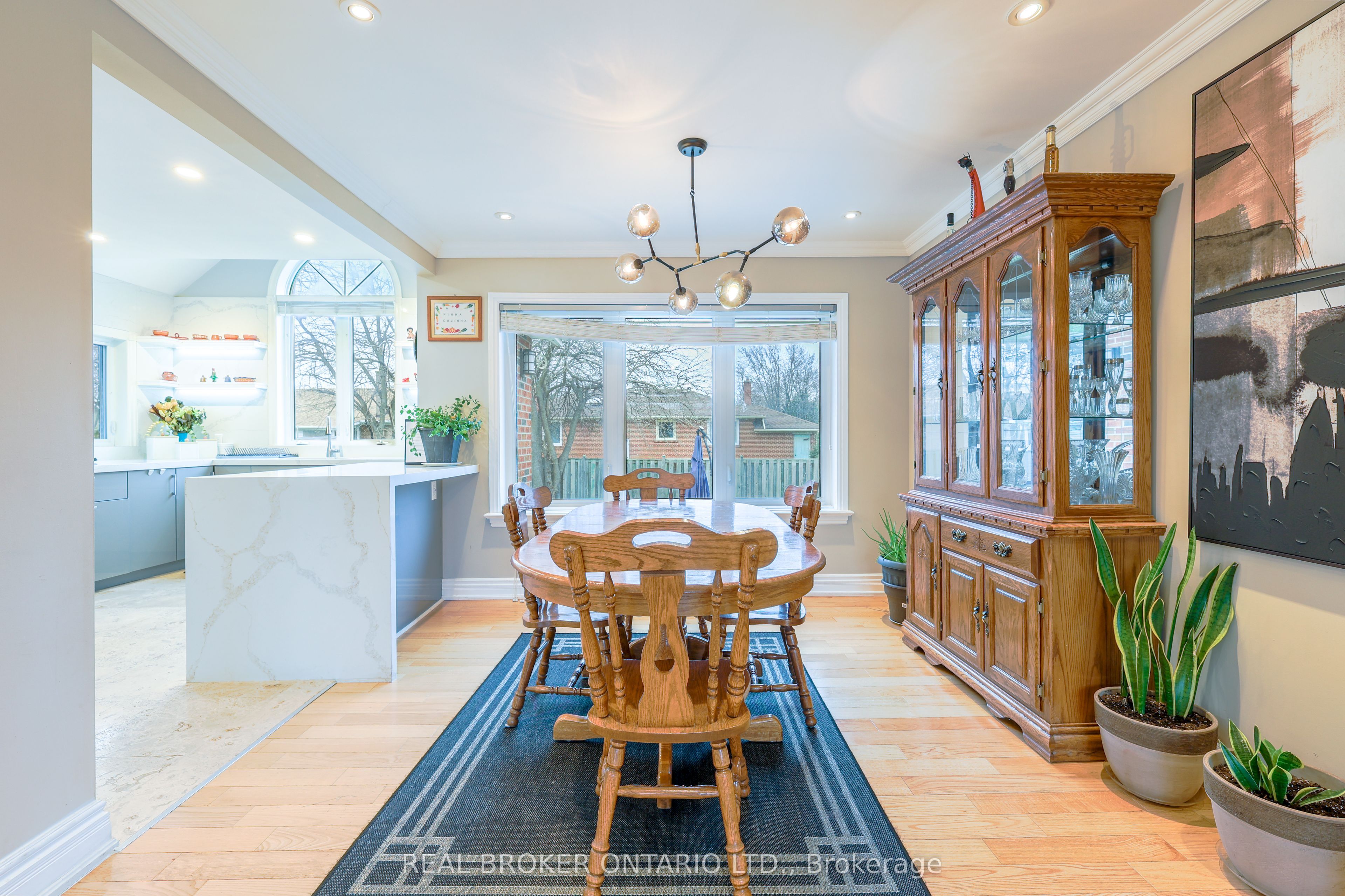 MLS #W12400139 image #6