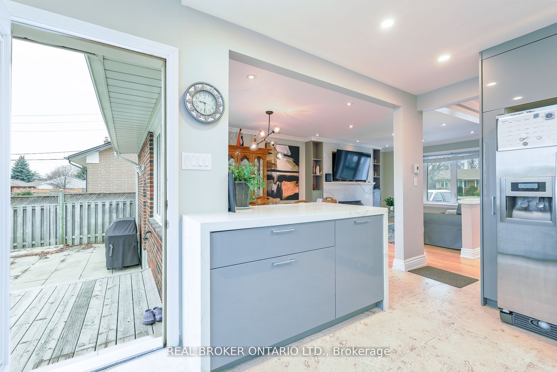 MLS #W12400139 image #8