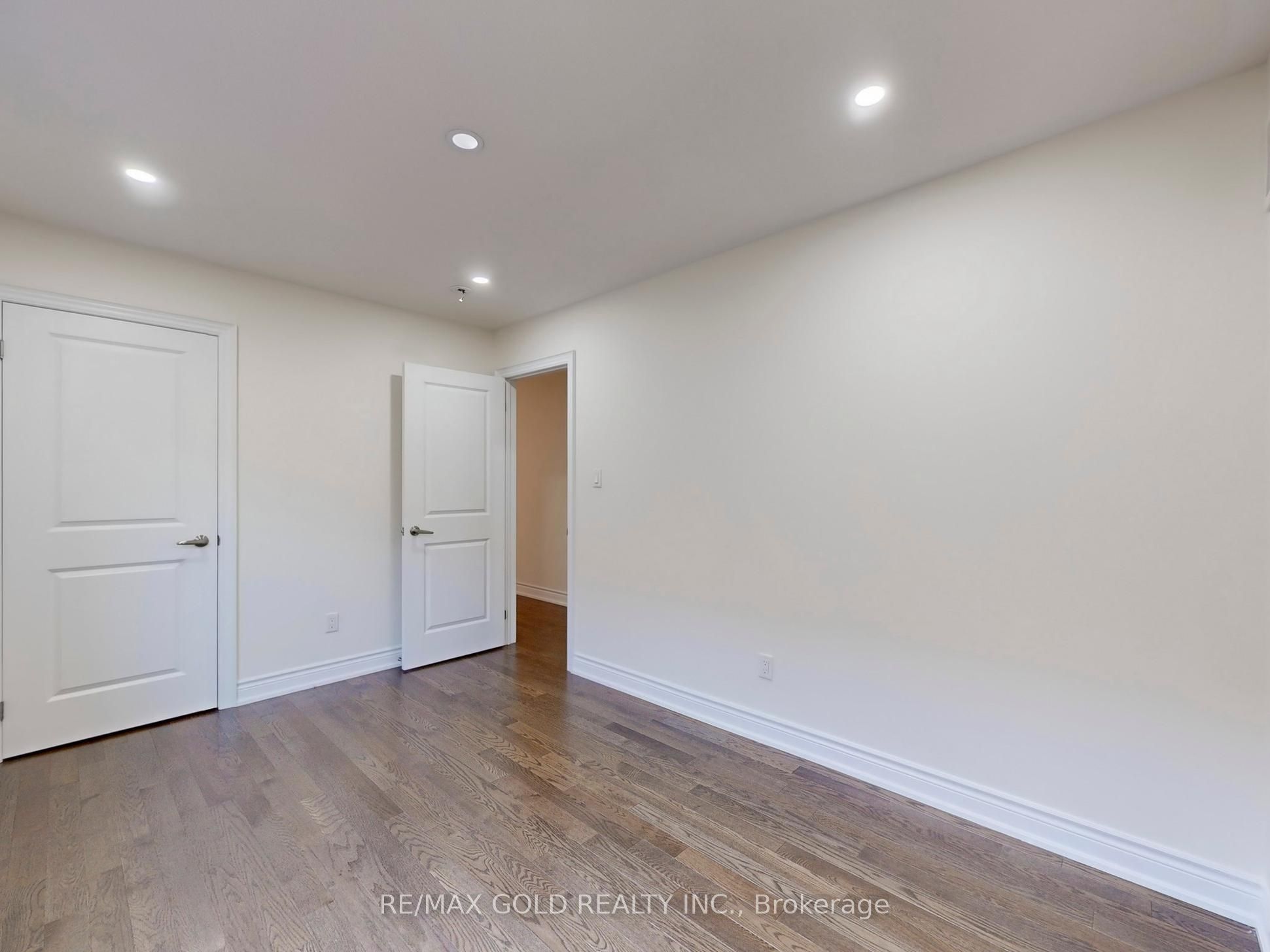 MLS #W12400291 image #35