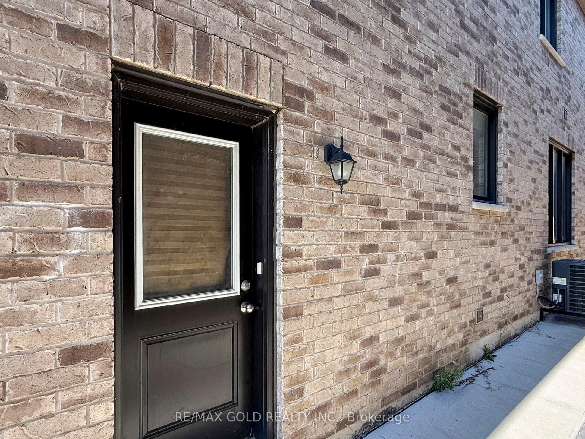 MLS #W12400291 image #45