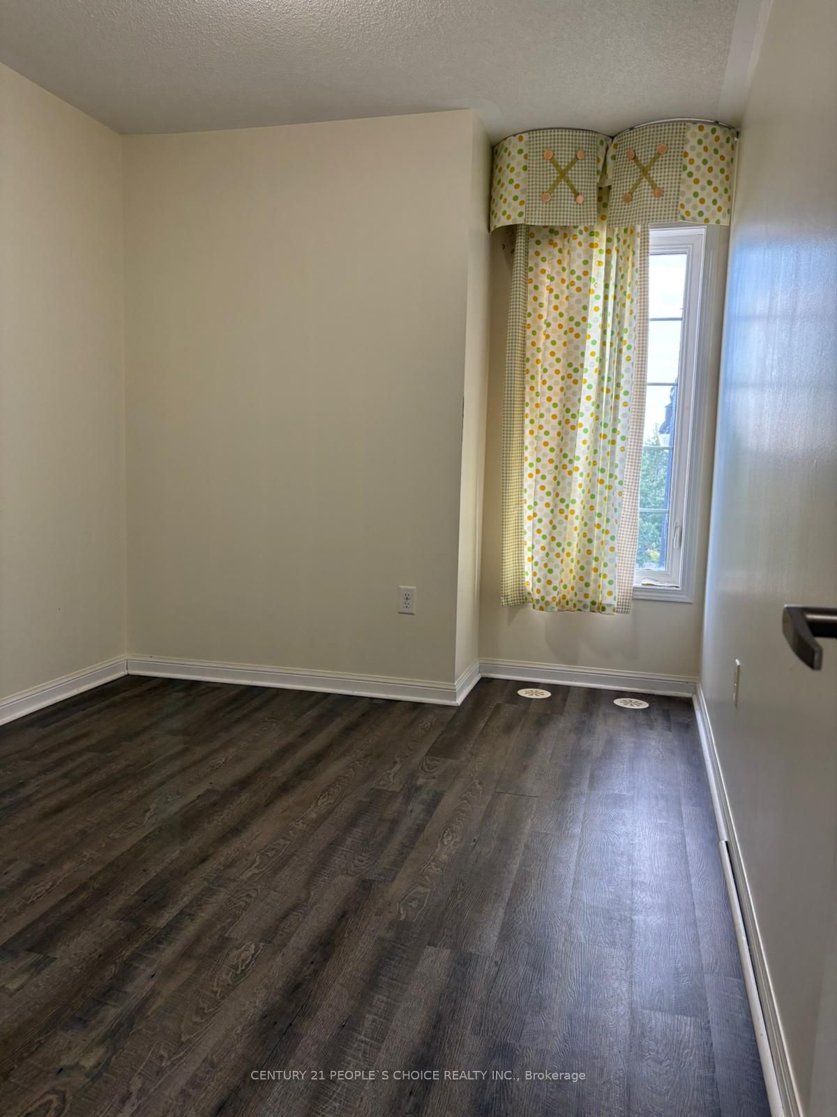 MLS #W12400419 image #12