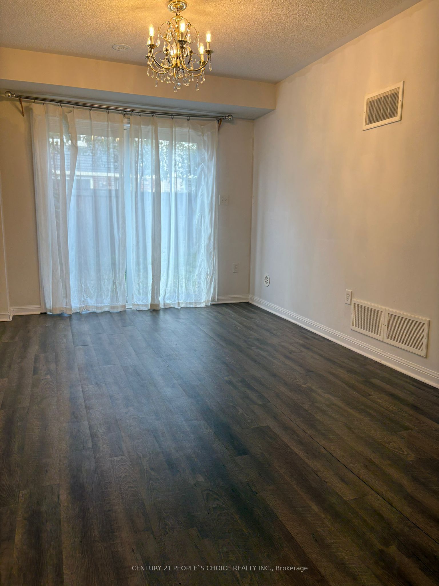 MLS #W12400419 image #16