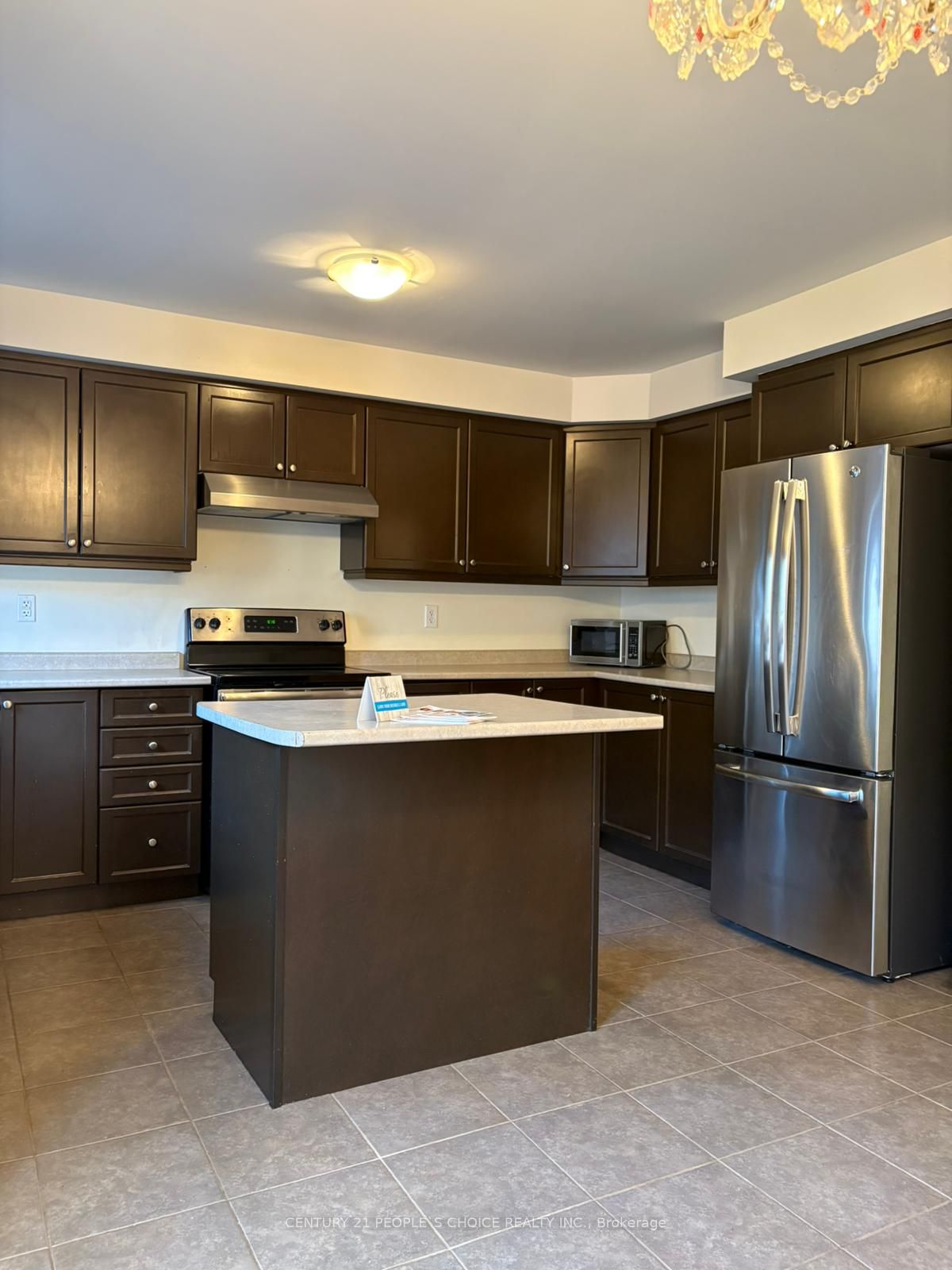 MLS #W12400419 image #9