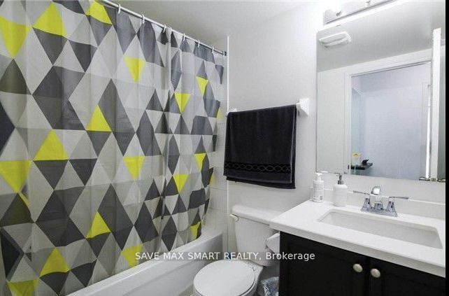 MLS #W12400537 image #13