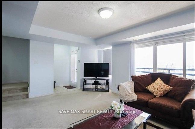 MLS #W12400537 image #3