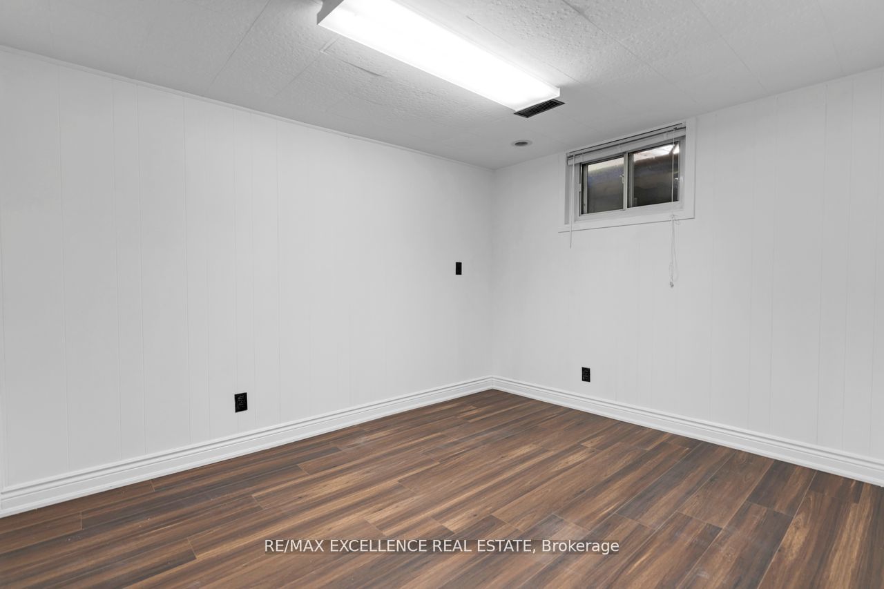 MLS #W12400665 image #19