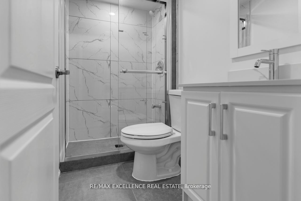 MLS #W12400665 image #23