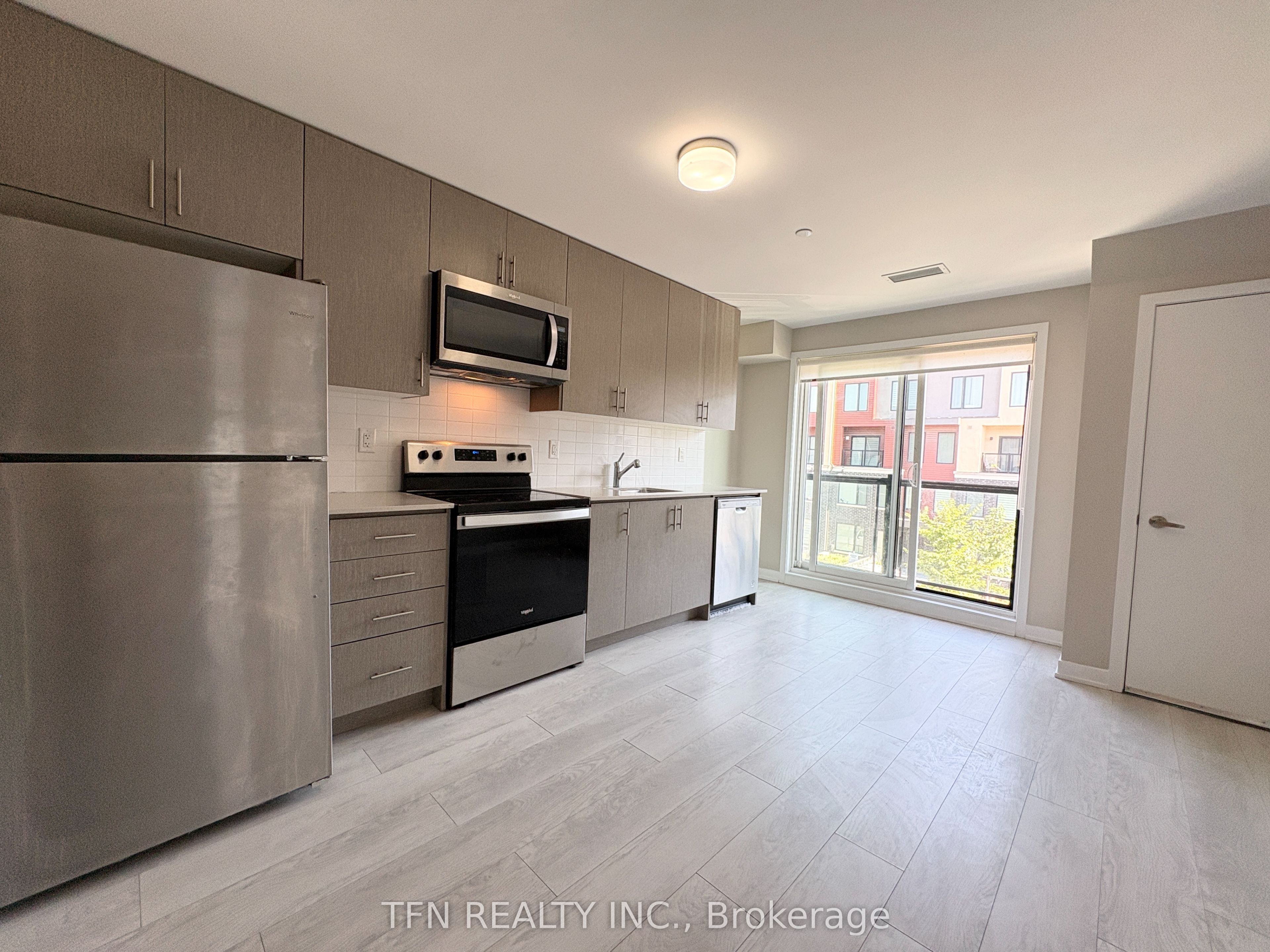 MLS #W12400696 image #10