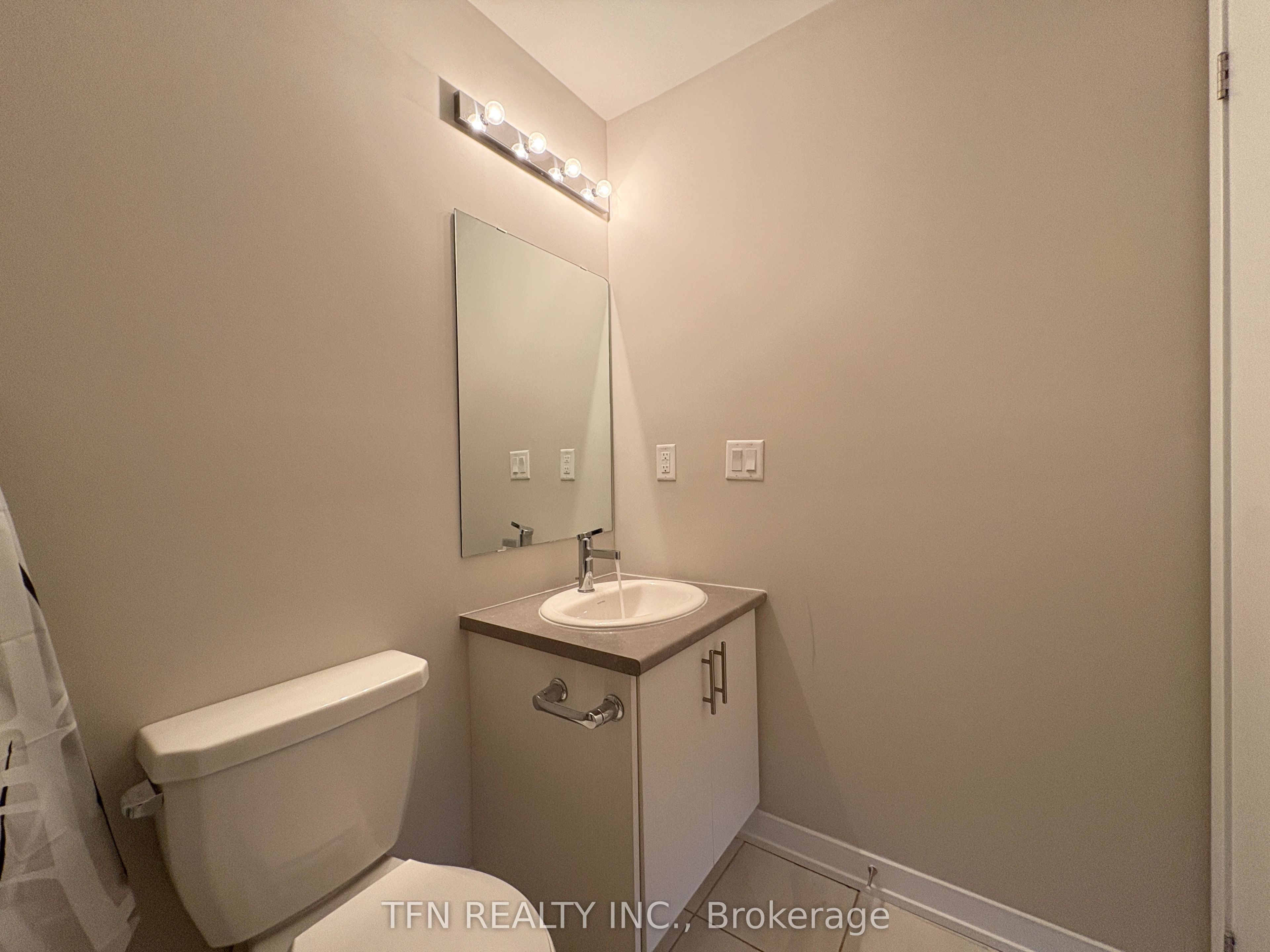 MLS #W12400696 image #23