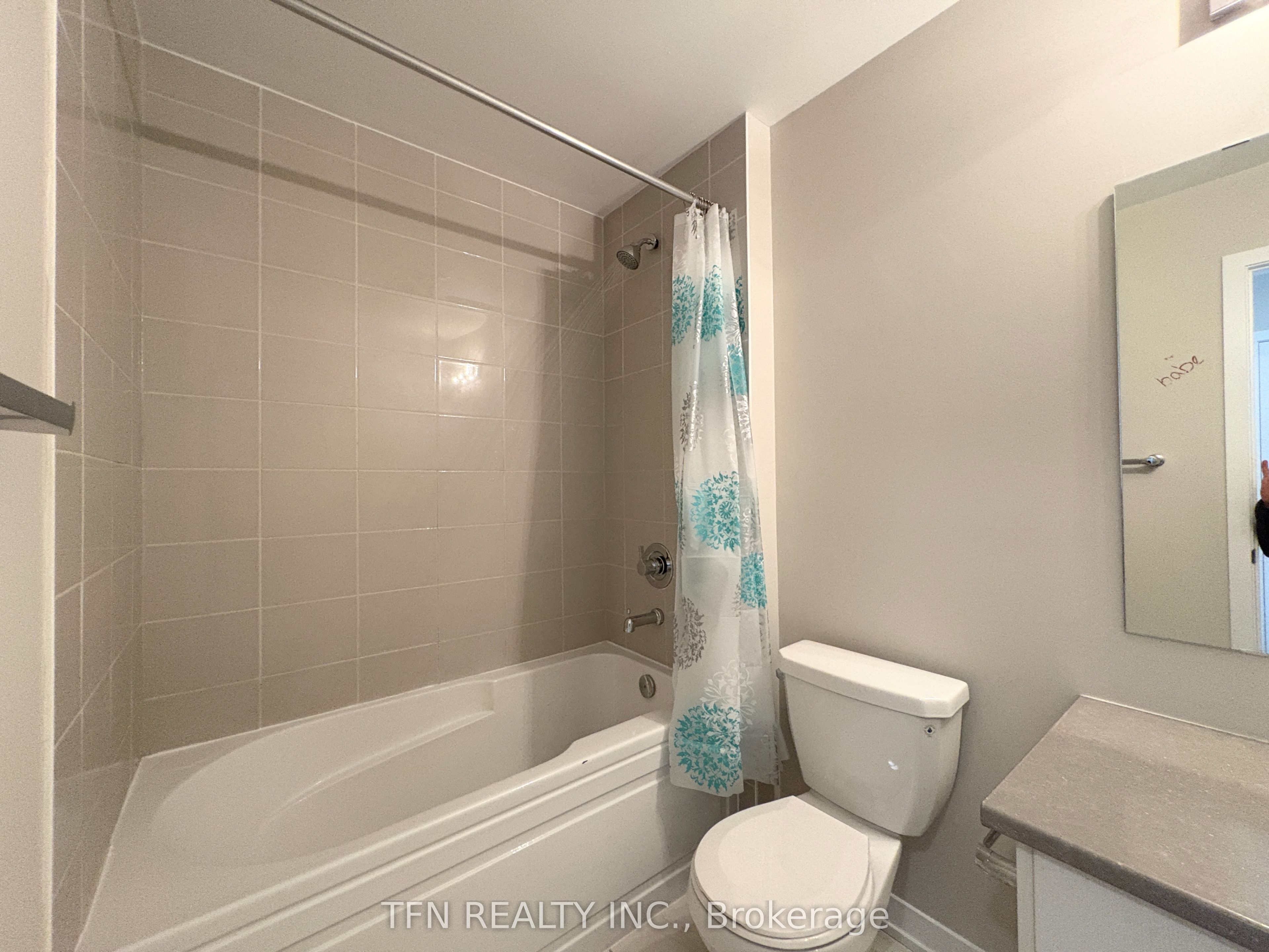 MLS #W12400696 image #28