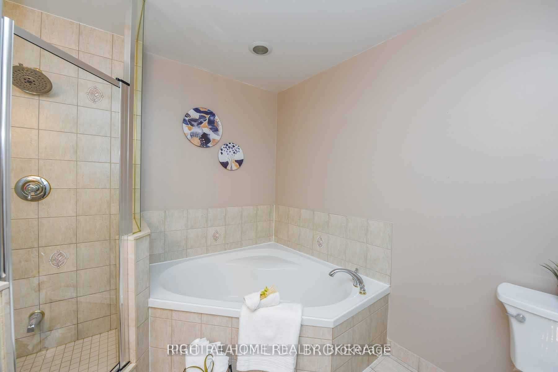 MLS #W12401170 image #14