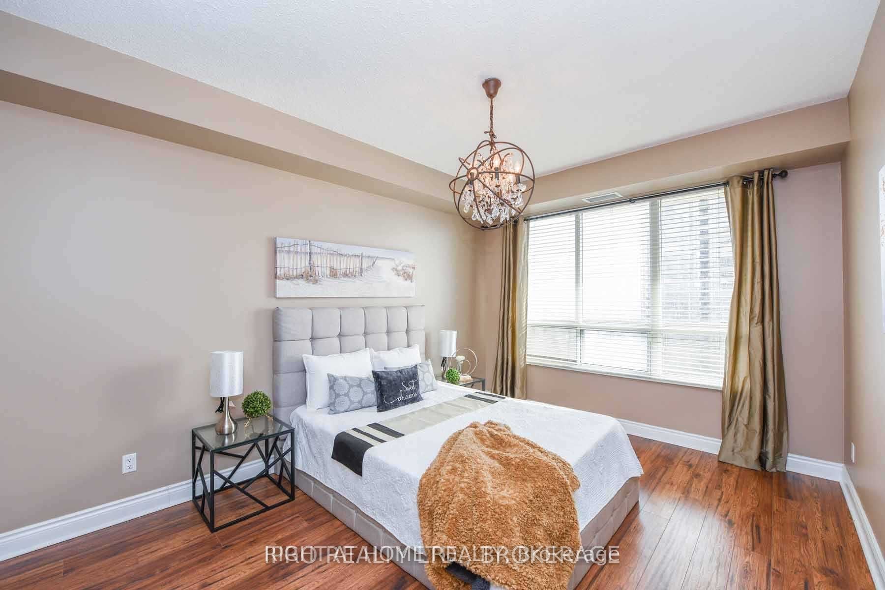 MLS #W12401170 image #5