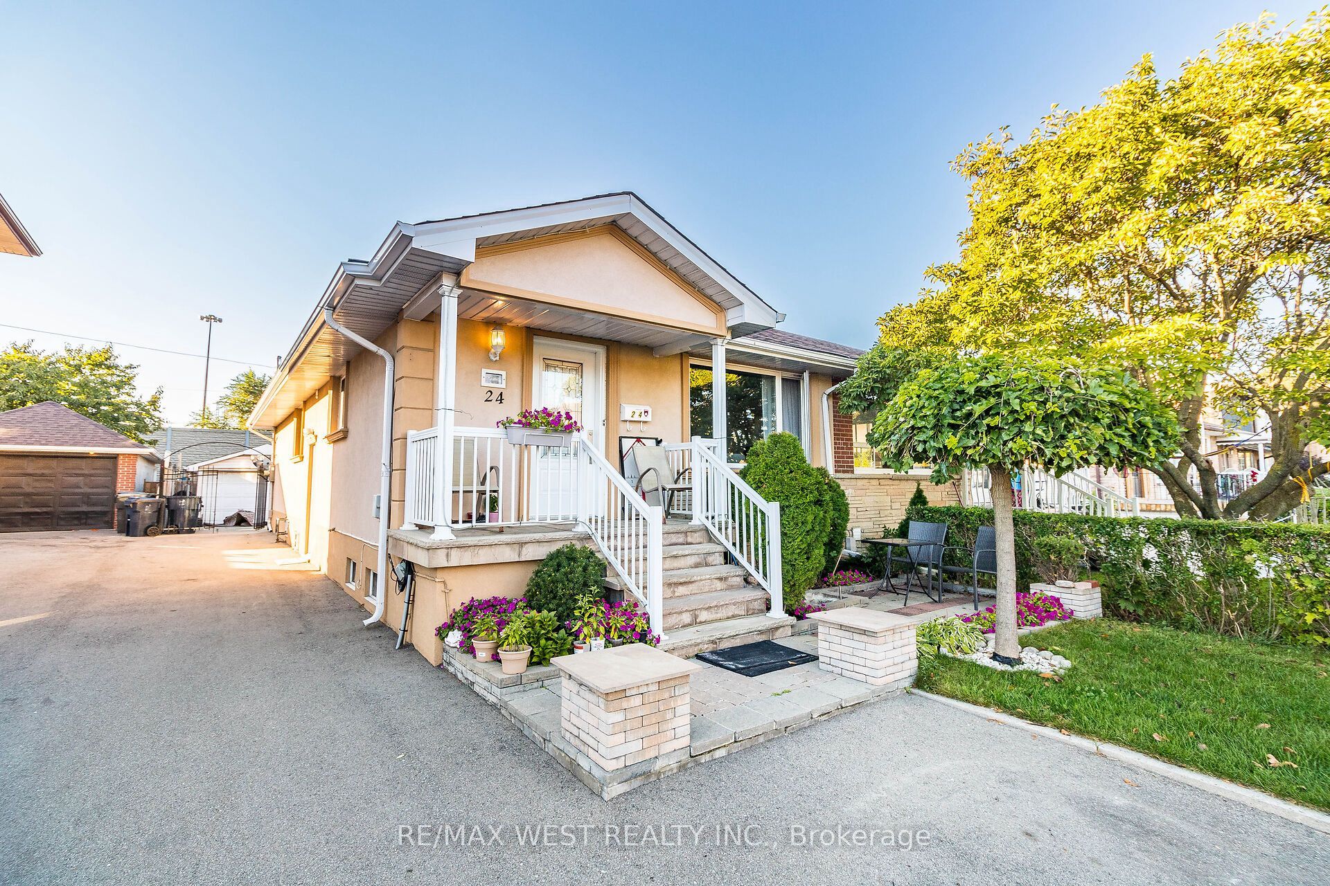 MLS #W12401172 image #1