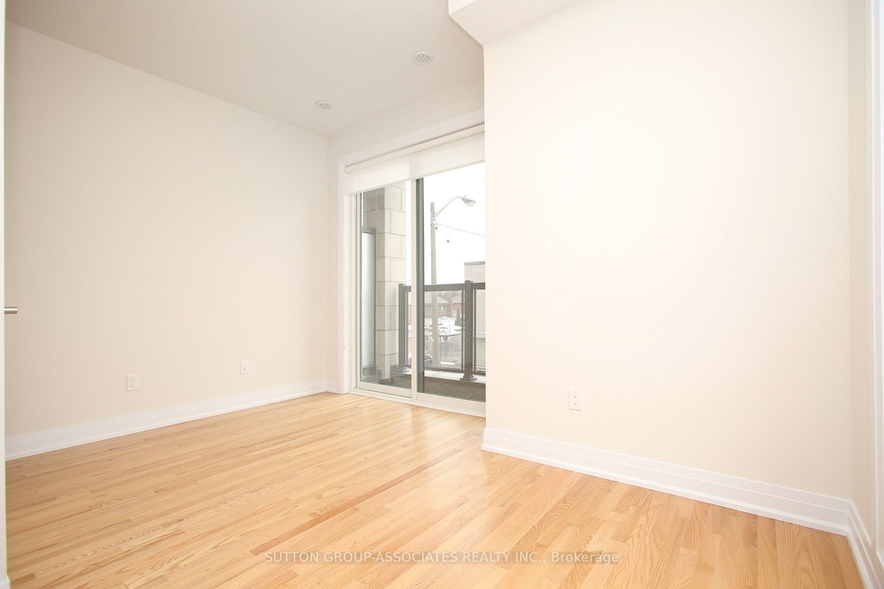 MLS #W12401278 image #5