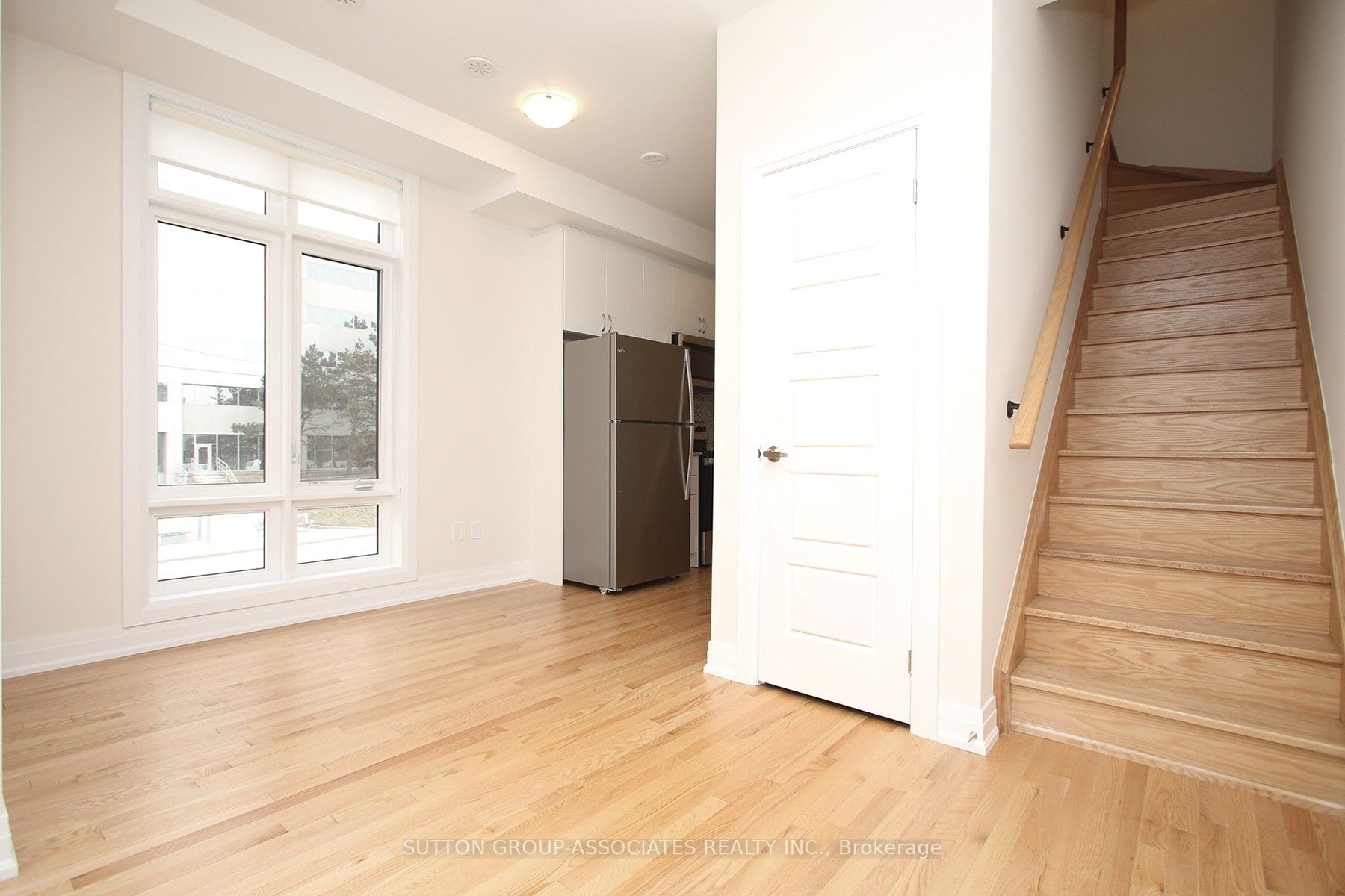 MLS #W12401278 image #8