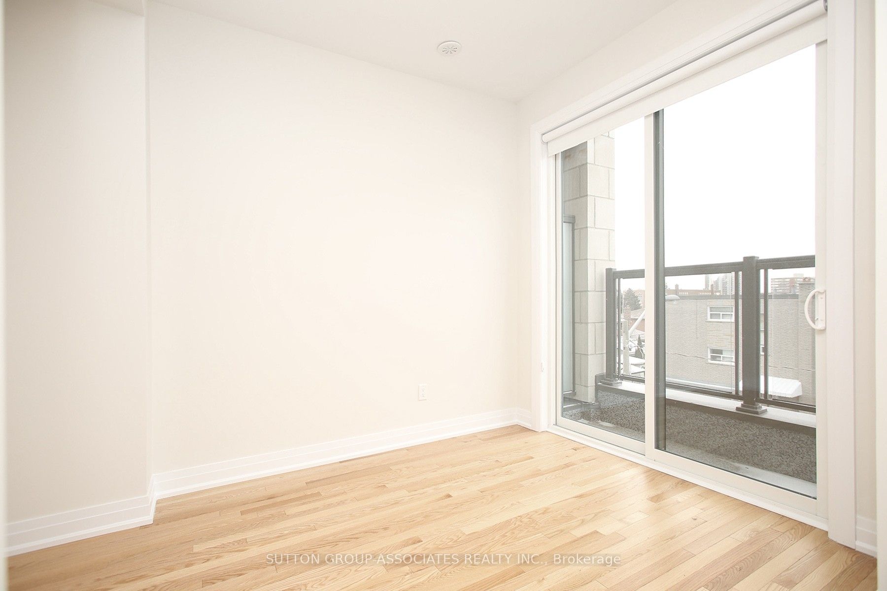 MLS #W12401278 image #9