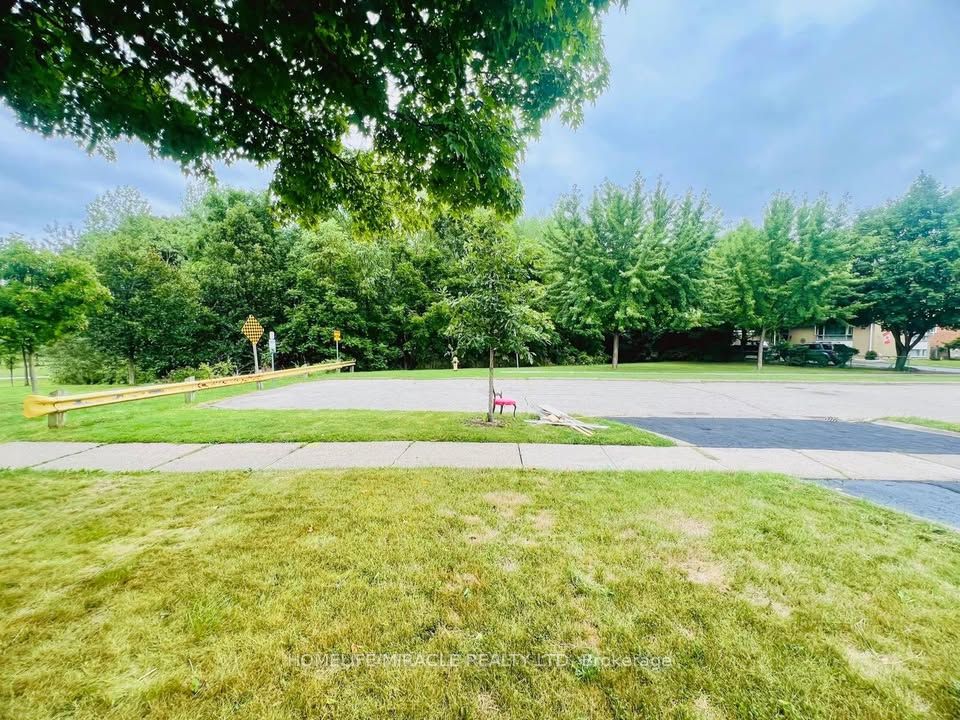 MLS #W12401417 image #15