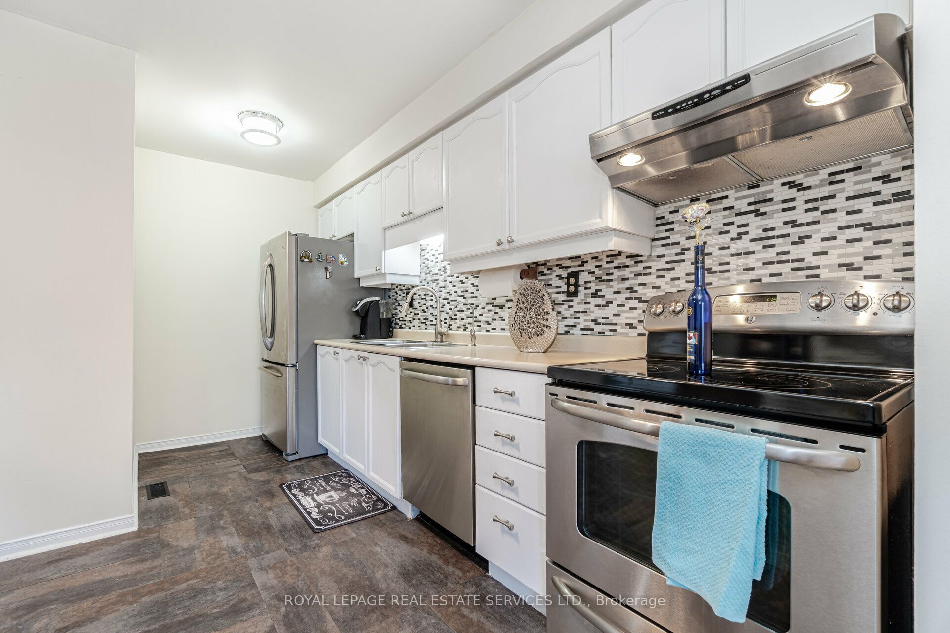 MLS #W12401464 image #5